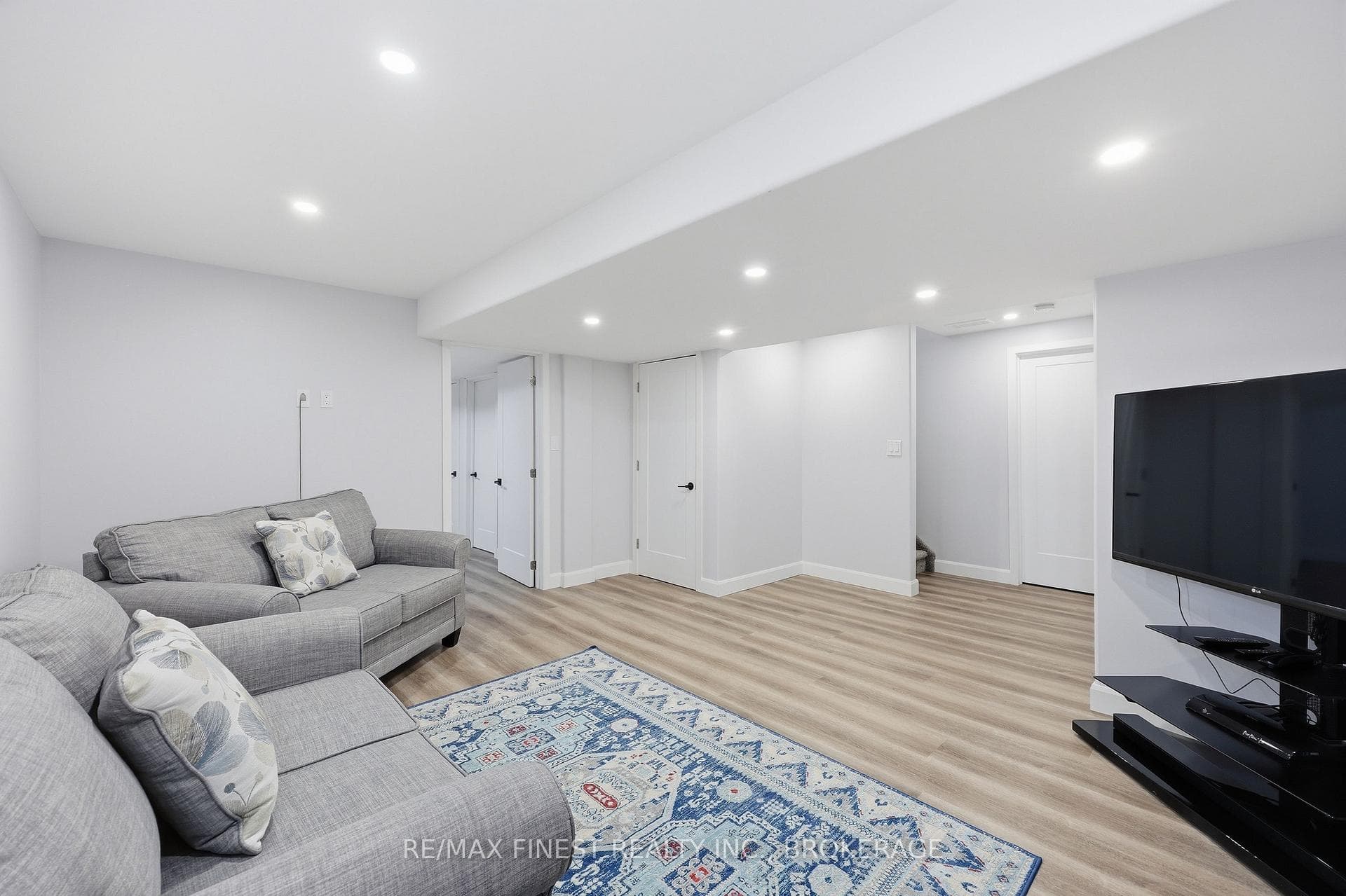 108 Pratt Drive photo 47