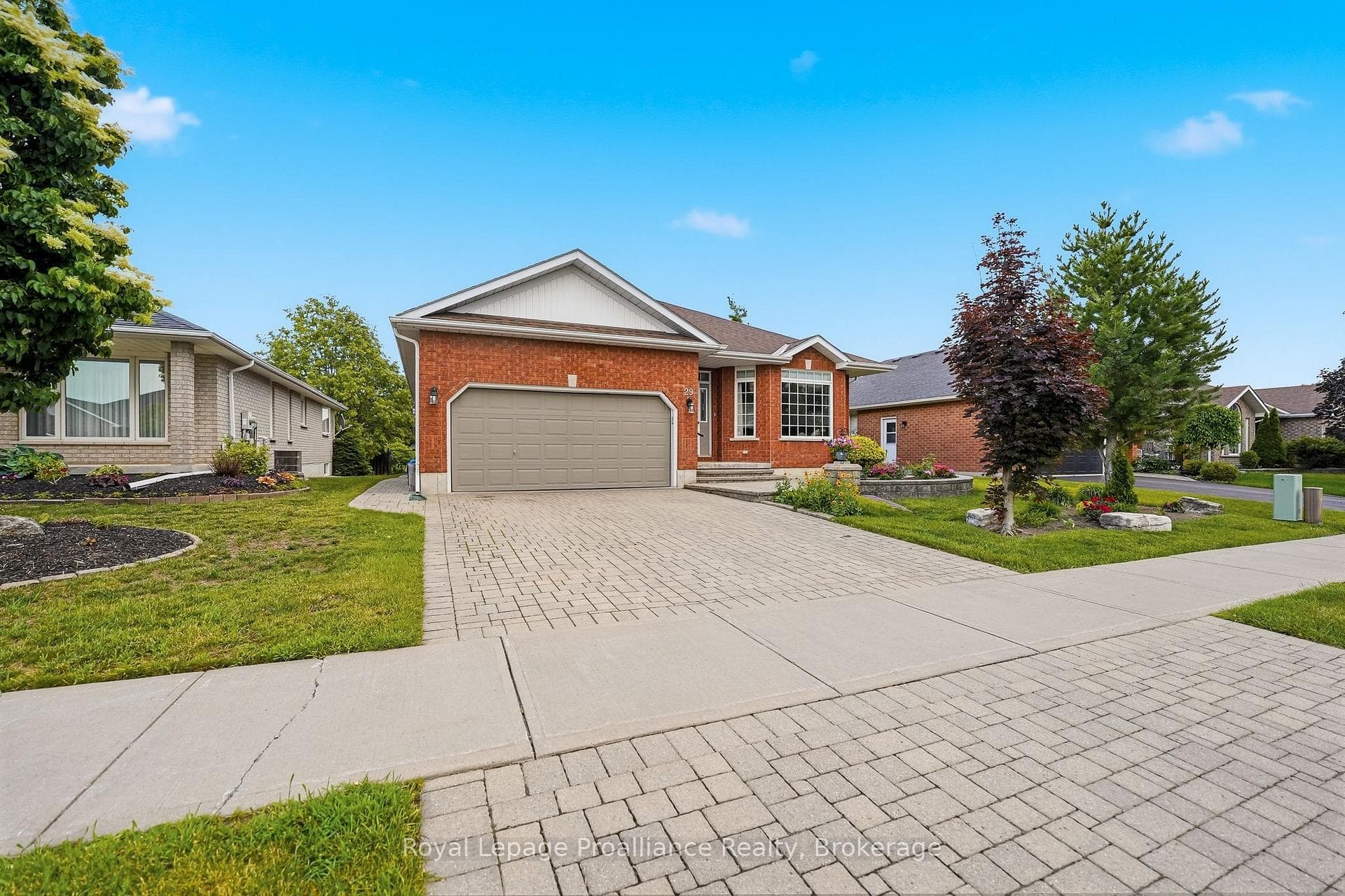 29 Hickory Grove photo 43