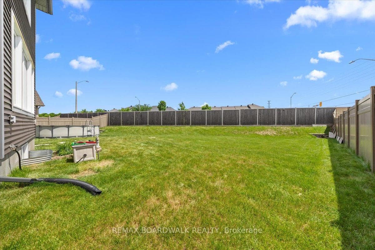 620 Barry Helman Drive photo 40