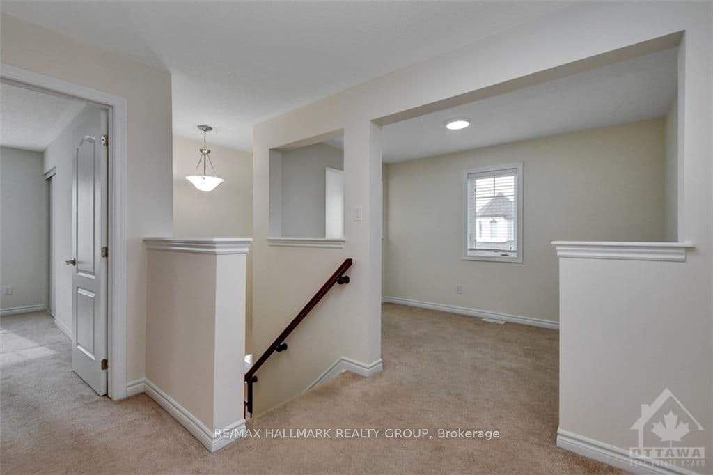 755 MALOJA Way photo 18