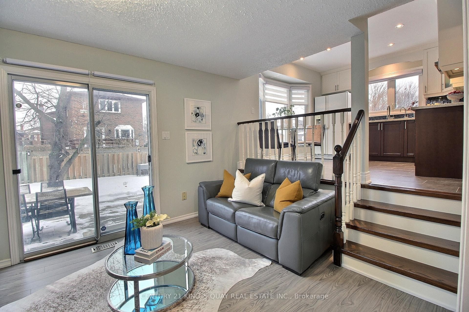 26 Canmore Boulevard photo 13