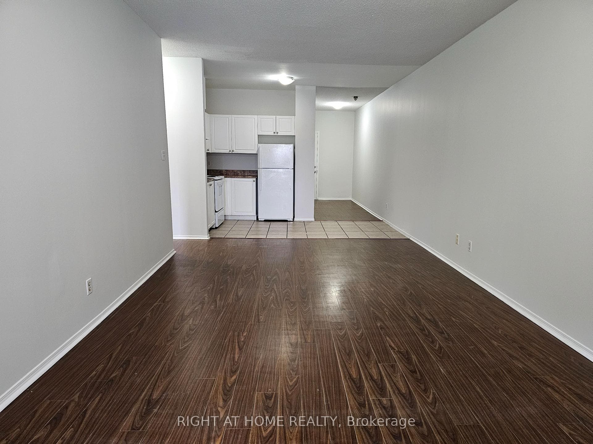 1801 Eglinton Avenue Unit 307 photo 8
