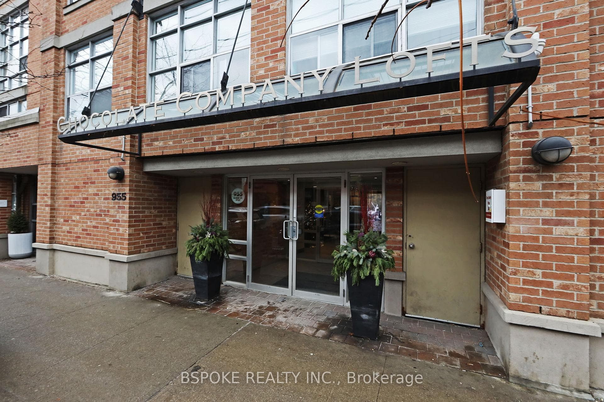 955 Queen Street Unit 227 photo 4