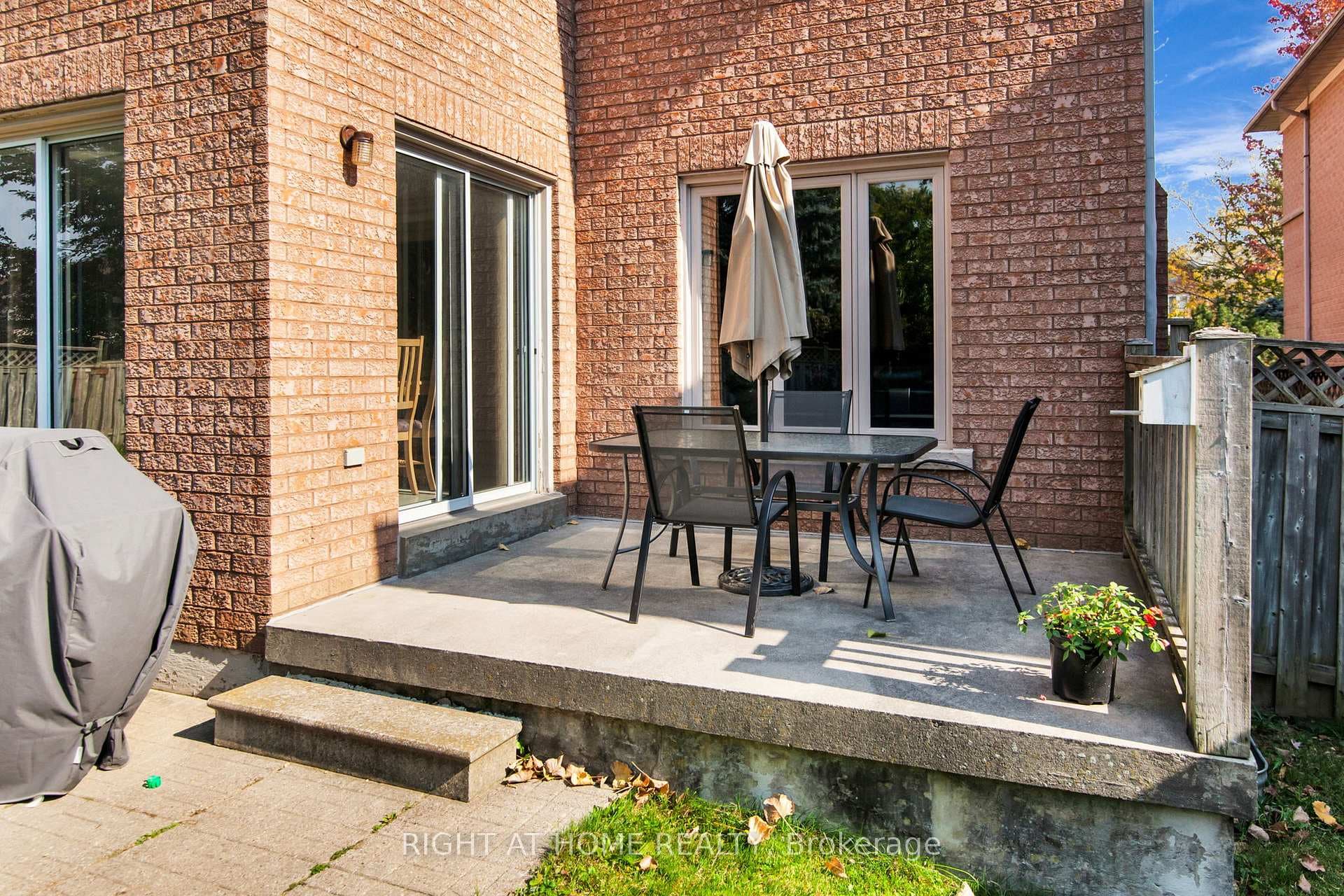 14 Fern Avenue photo 39