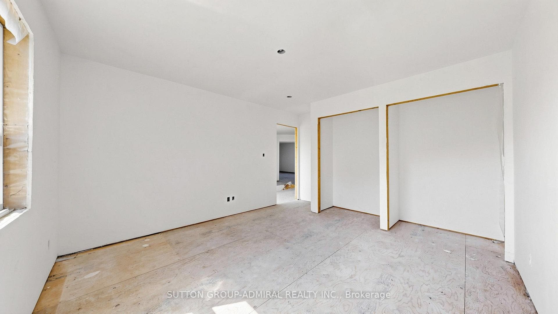 62 Rosemeade Avenue photo 42