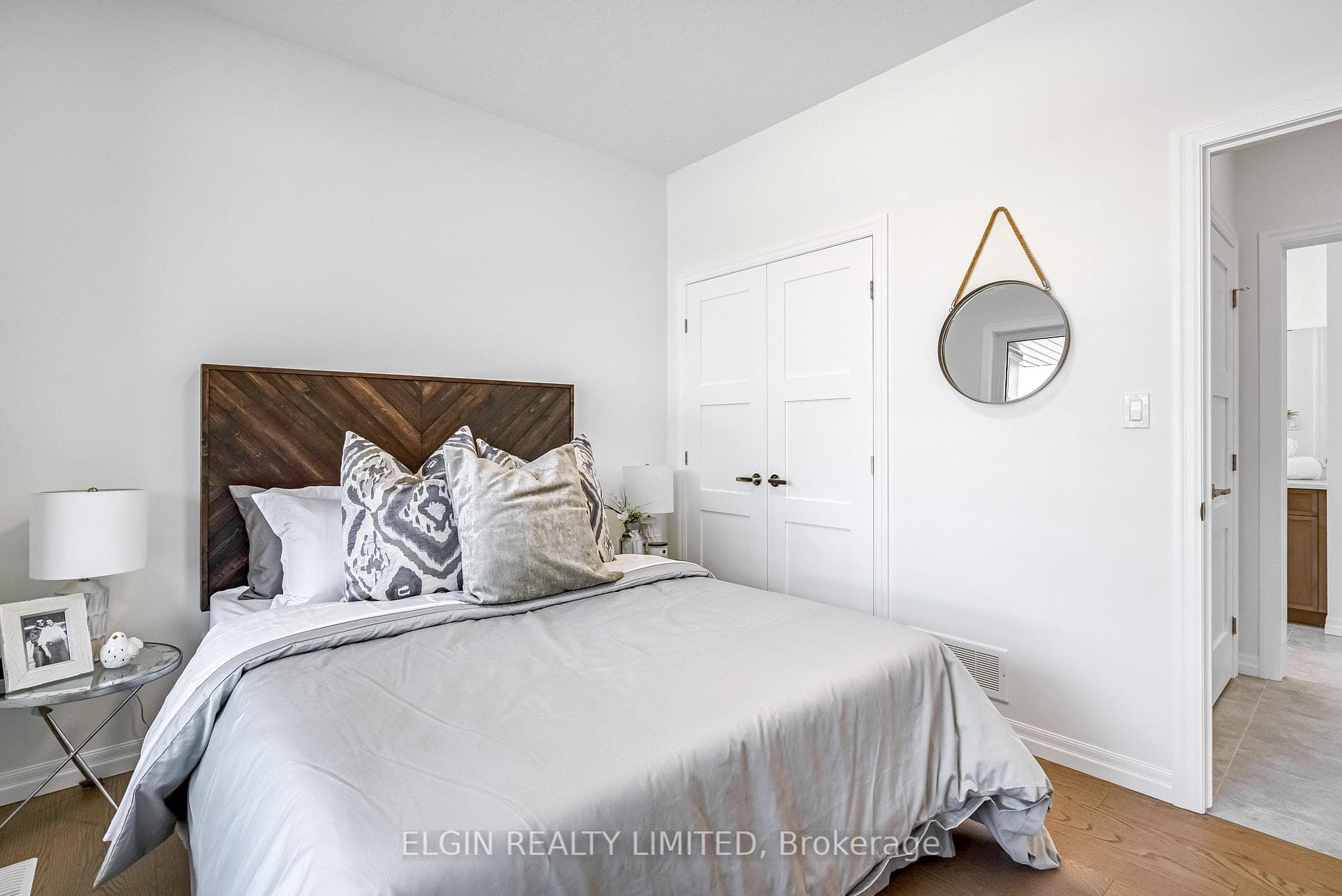 7 Finch Street photo 5