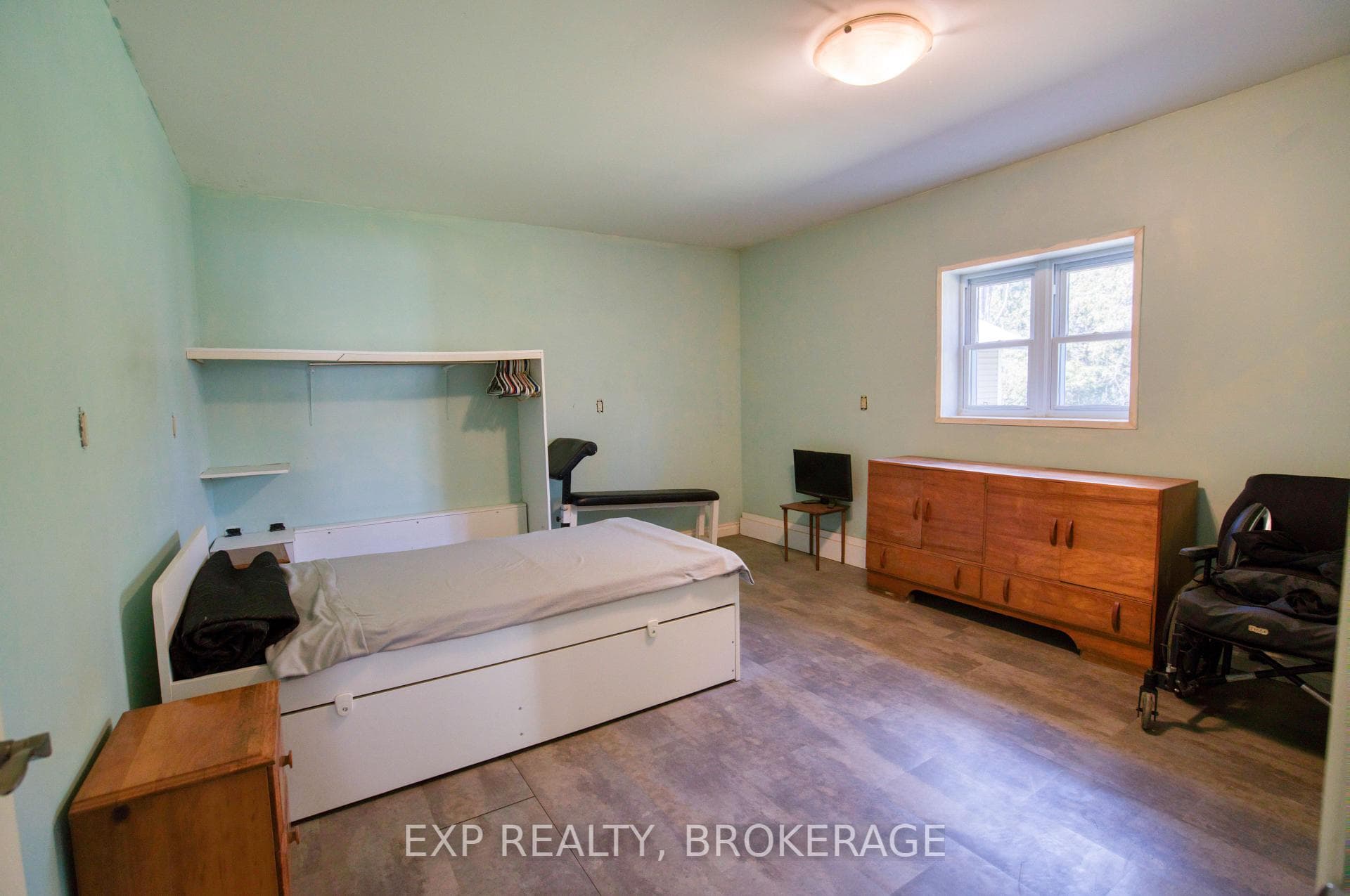 371 Sherbrooke Drive photo 17