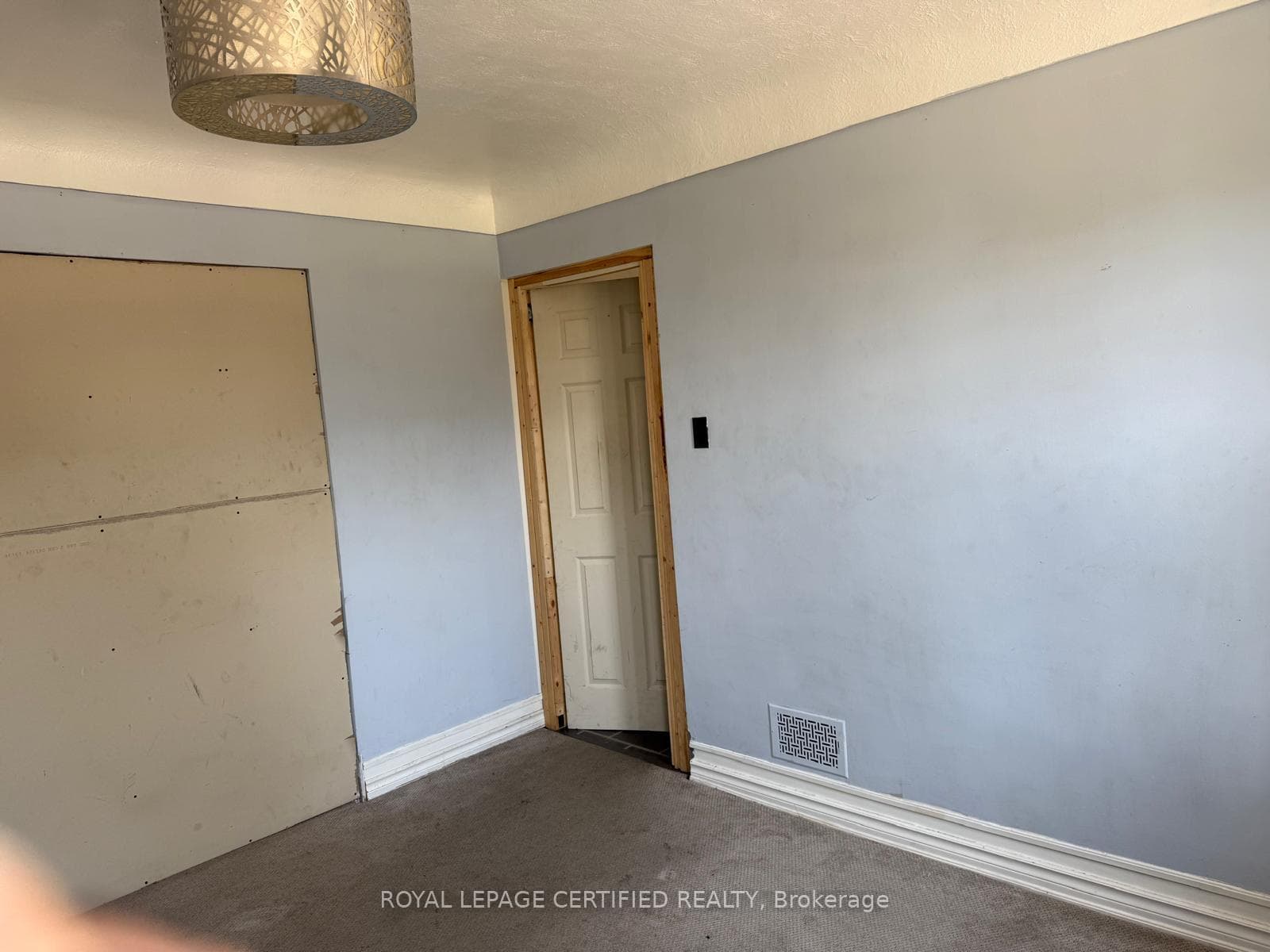 110 Gray Road photo 6