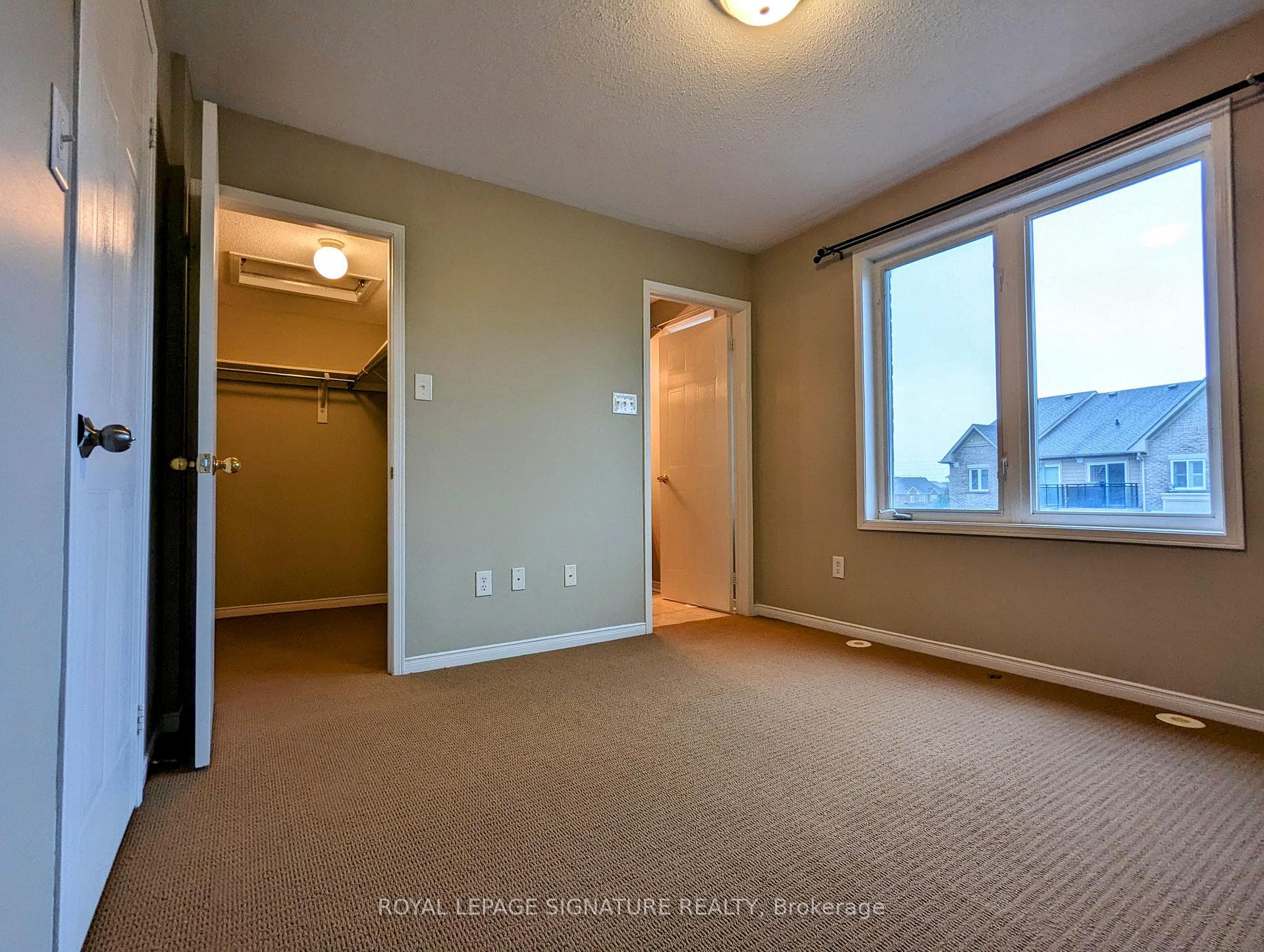 4861 Halfmoon Grove Unit 19 photo 28