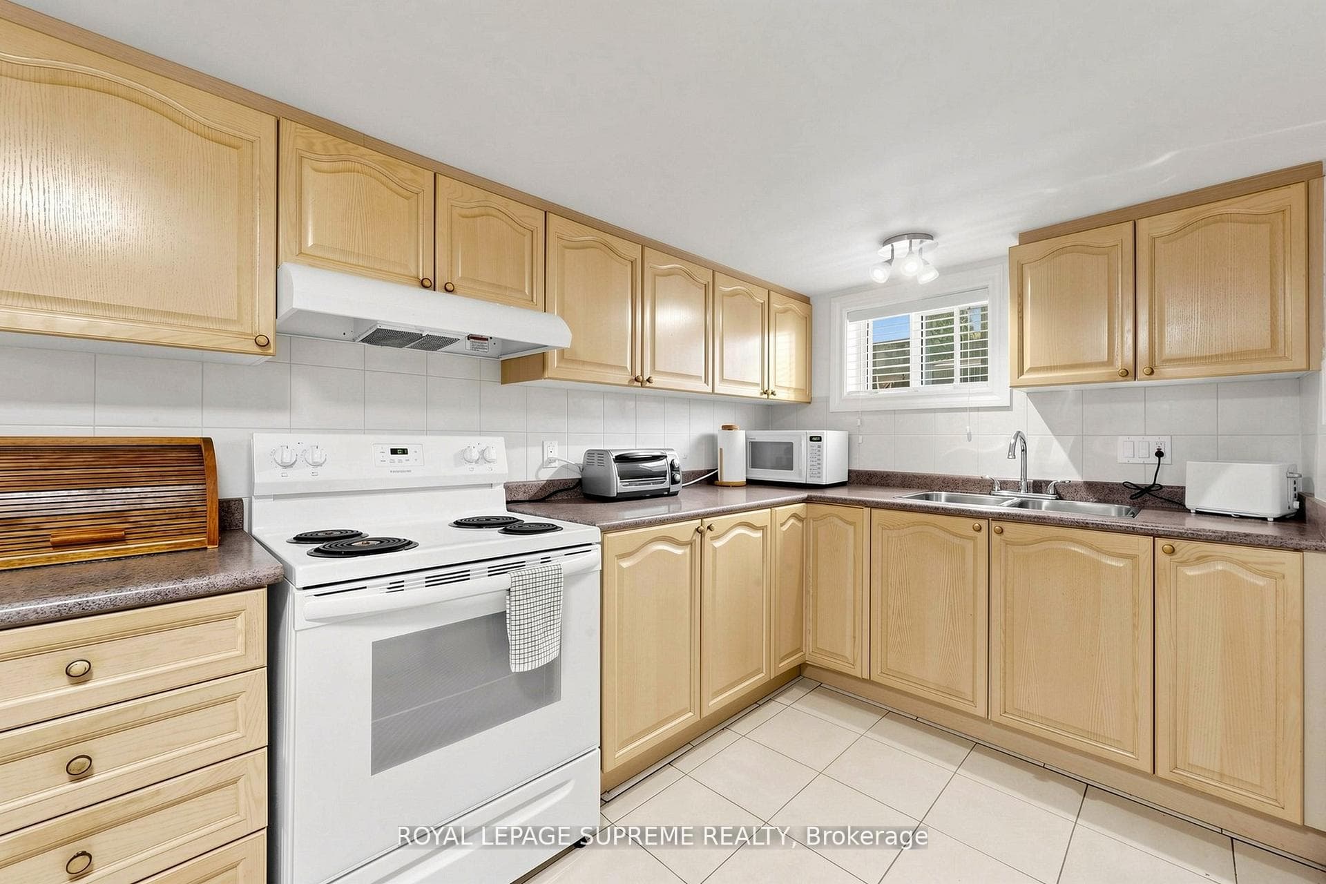 243 Epsom Downs Drive photo 32