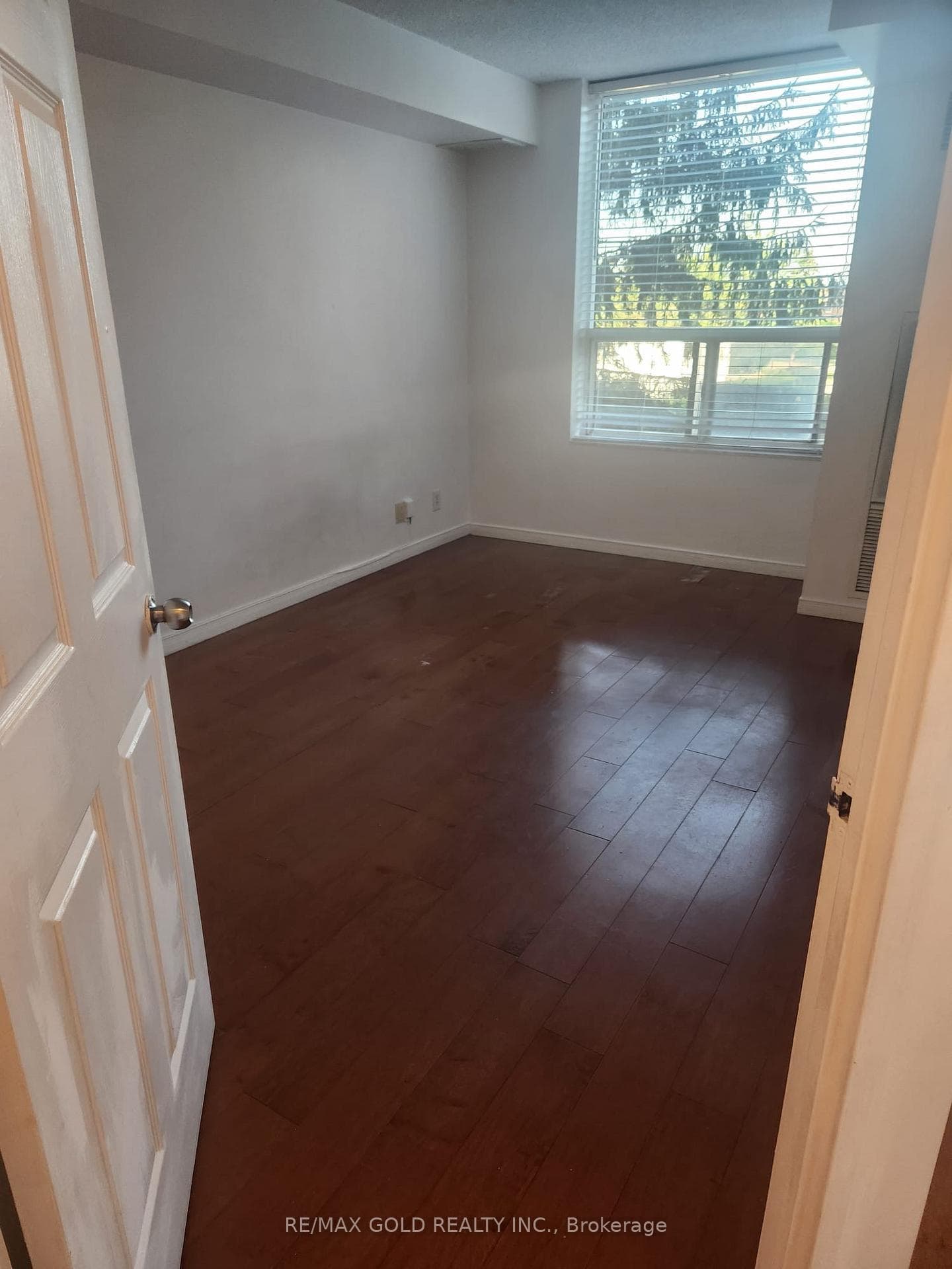 6 Humberline Drive Unit 225 photo 10