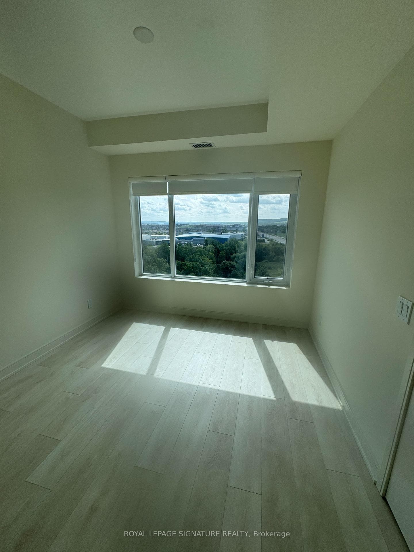 8010 Derry Road Unit 1007 photo 26