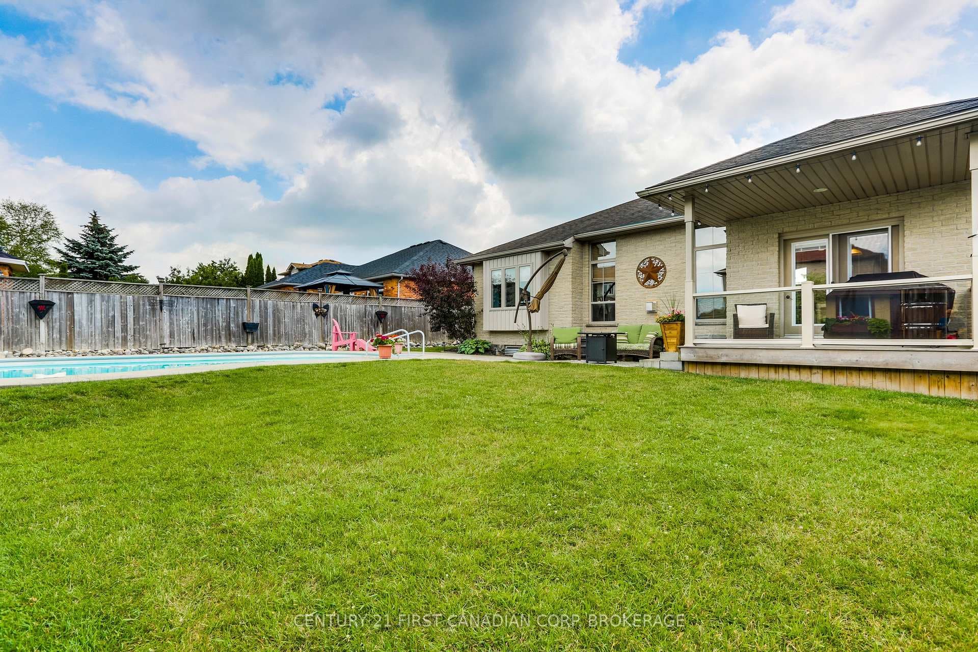 76 Sloan Drive photo 44