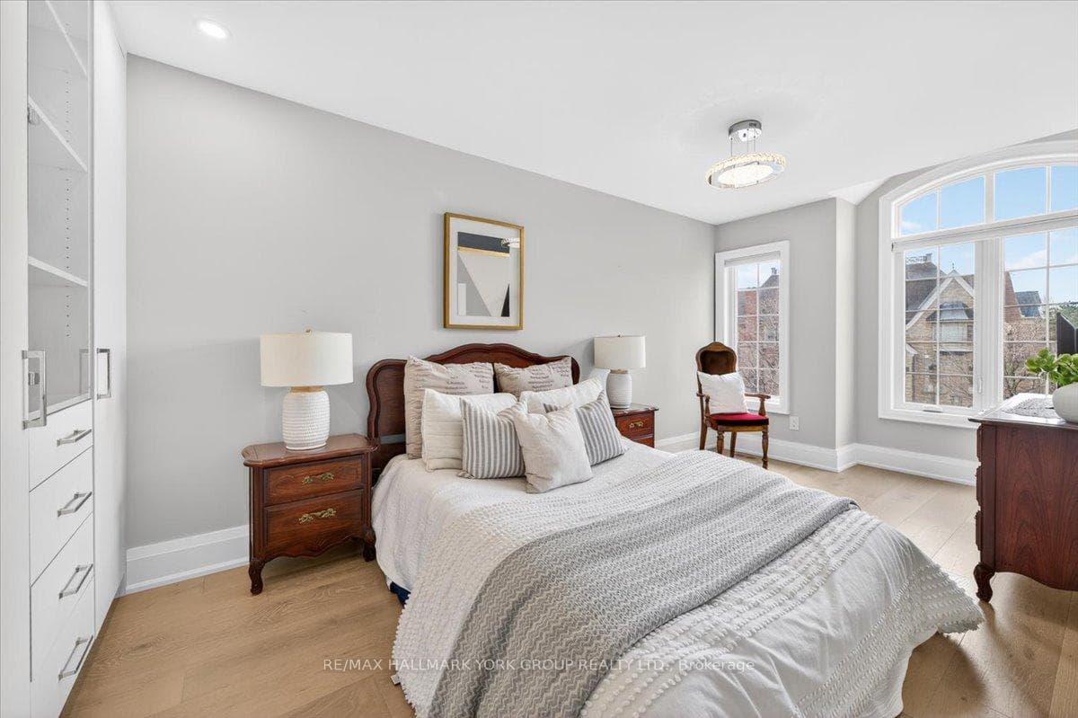 40 Alex Campbell Crescent photo 37