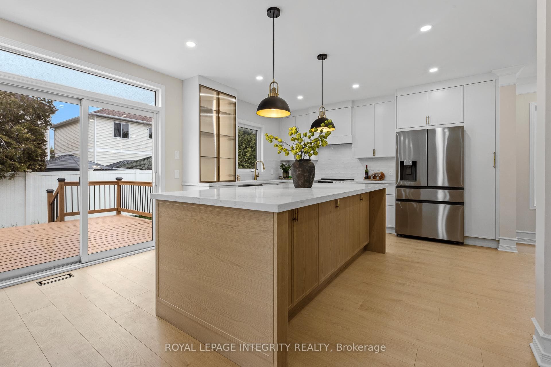 1031 Unicorn Avenue photo 15