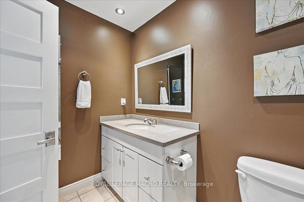 33 Leslie Drive photo 11