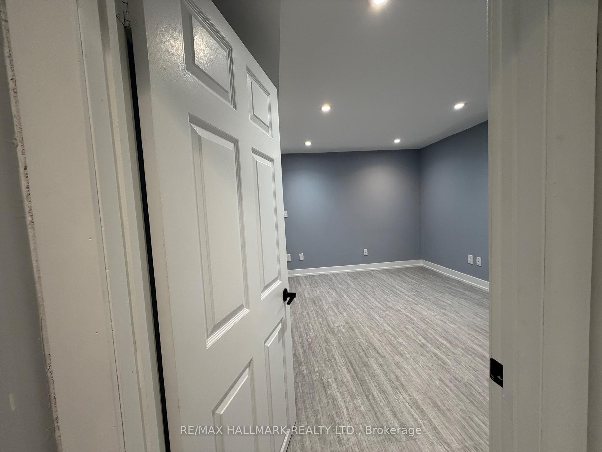 1211 Bridge Gate (Basement) Crescent photo 15