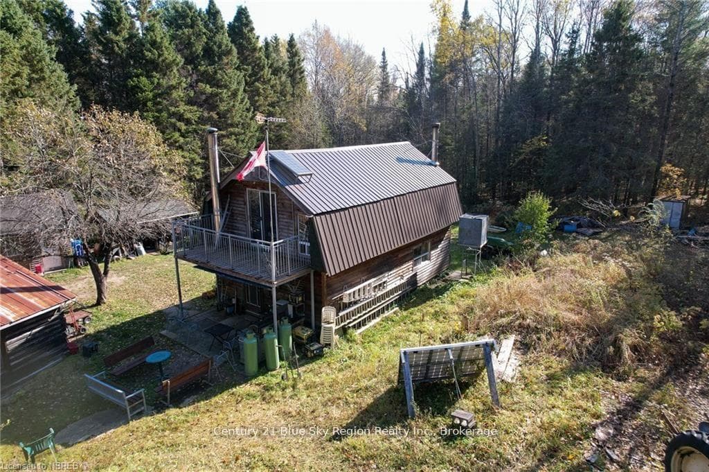1772 LEIGHTON Road photo 1