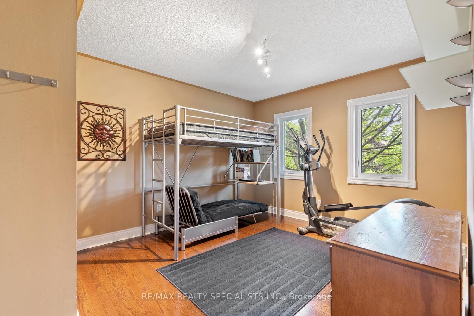 3394 Trelawny Circle photo 18