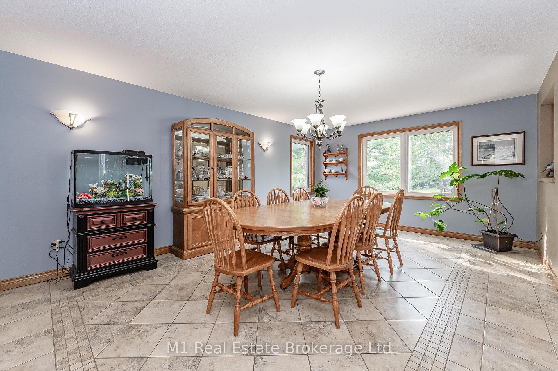 6946 FIFE Road photo 10