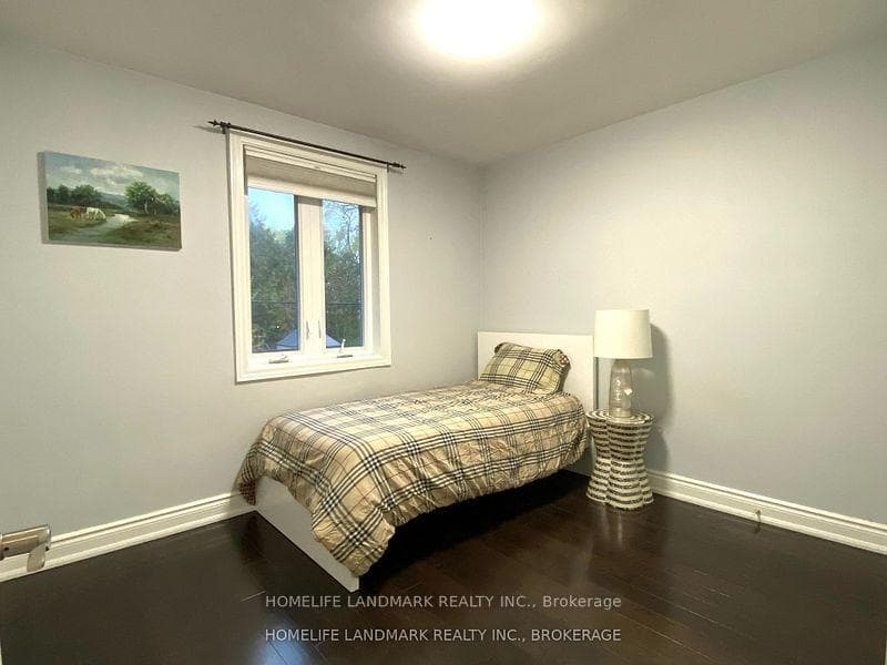 57 Glenside Avenue Unit 2nd photo 9