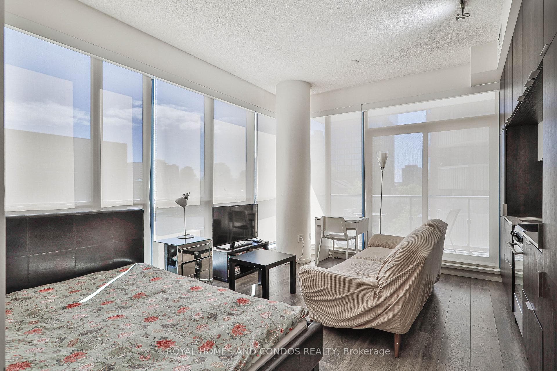 159 Dundas Street Unit 408 photo 10
