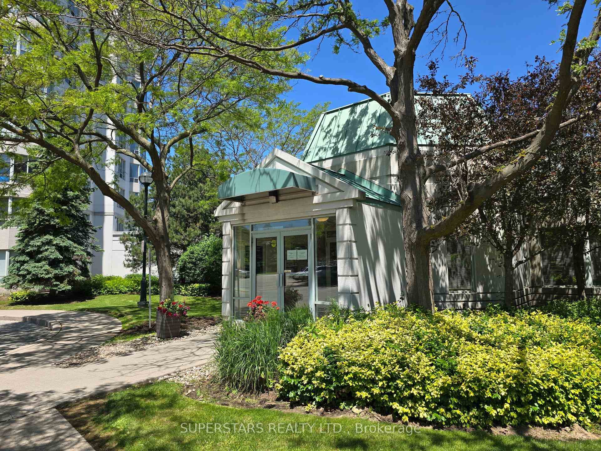 2628 McCowan Road Unit 611 photo 3