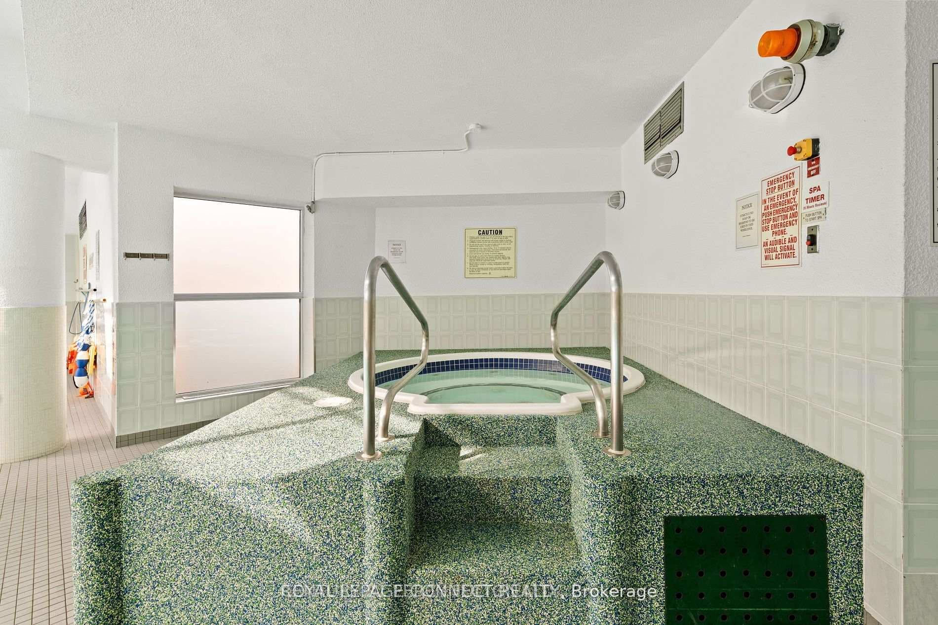 20 Dean Park Road Unit 107 photo 14