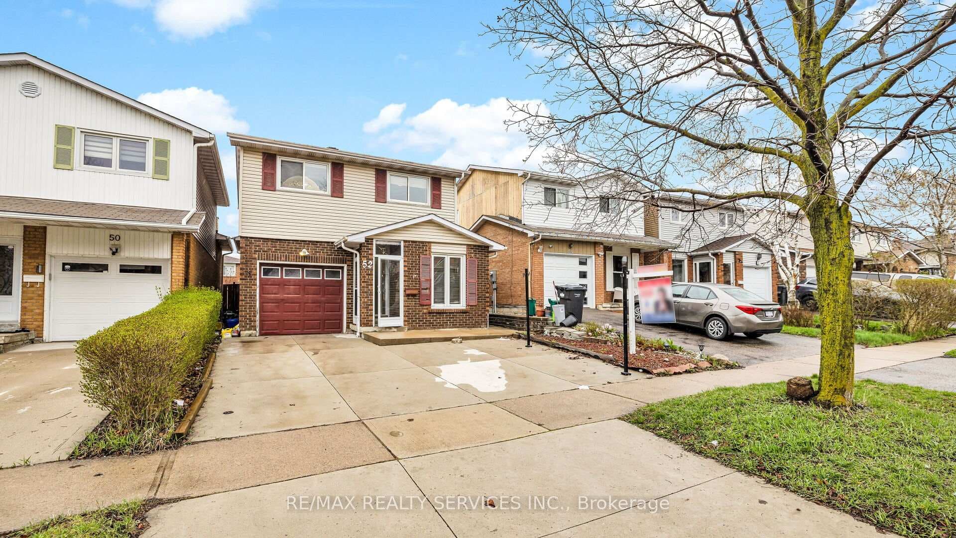 52 Pluto Drive photo 3
