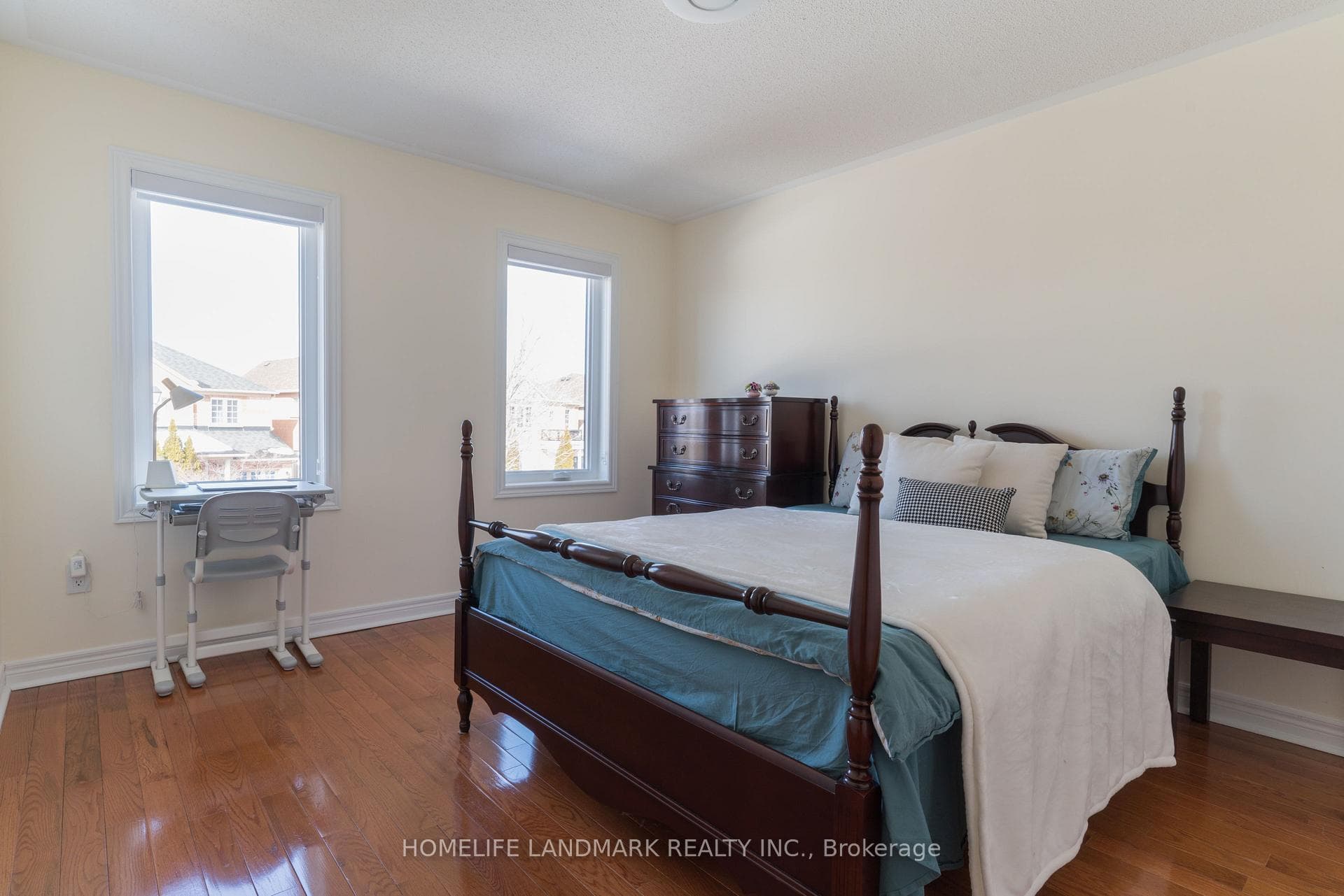 63 Sunburst Crescent photo 33