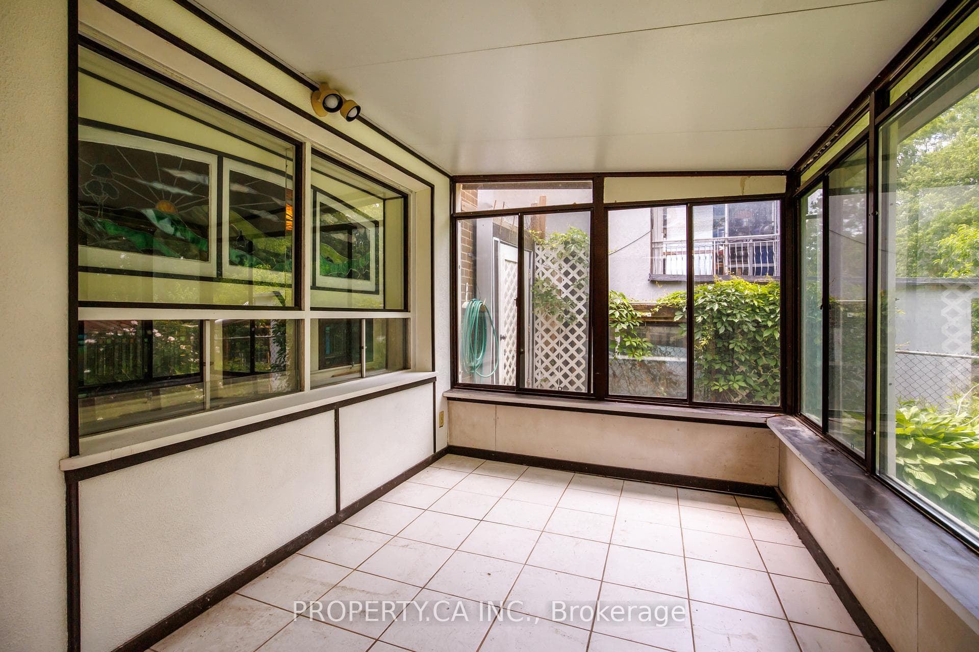 77 Troutbrooke Drive photo 41
