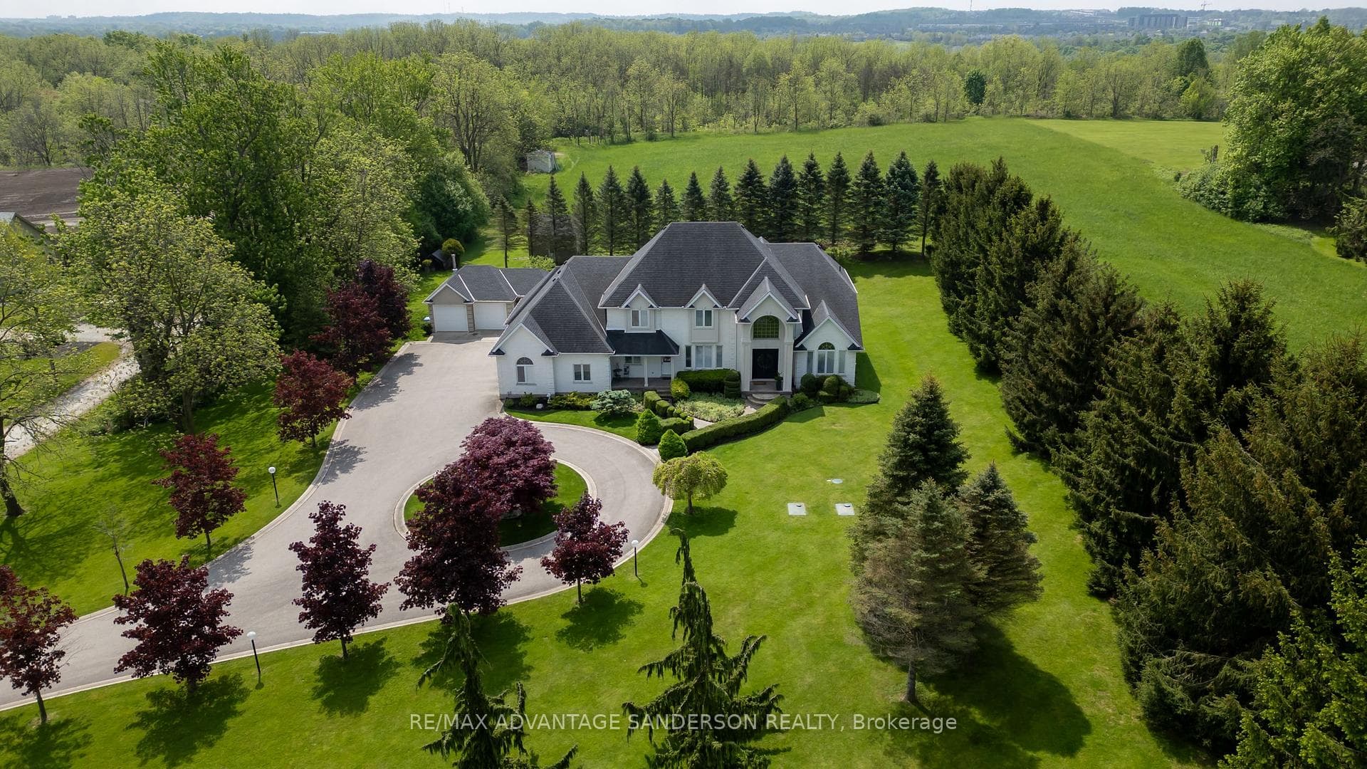 20735 Denfield Road photo 1