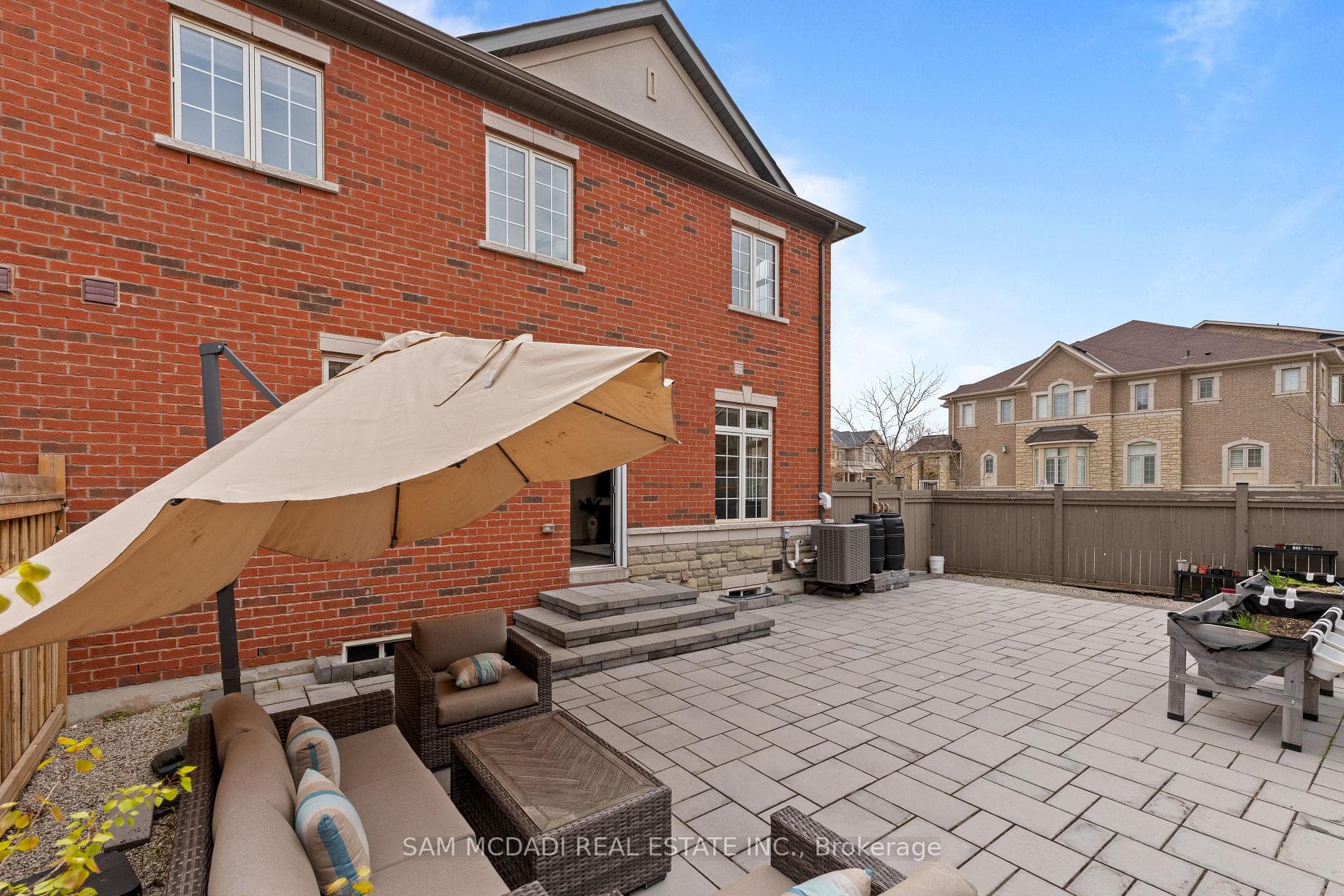 458 George Ryan Avenue photo 31