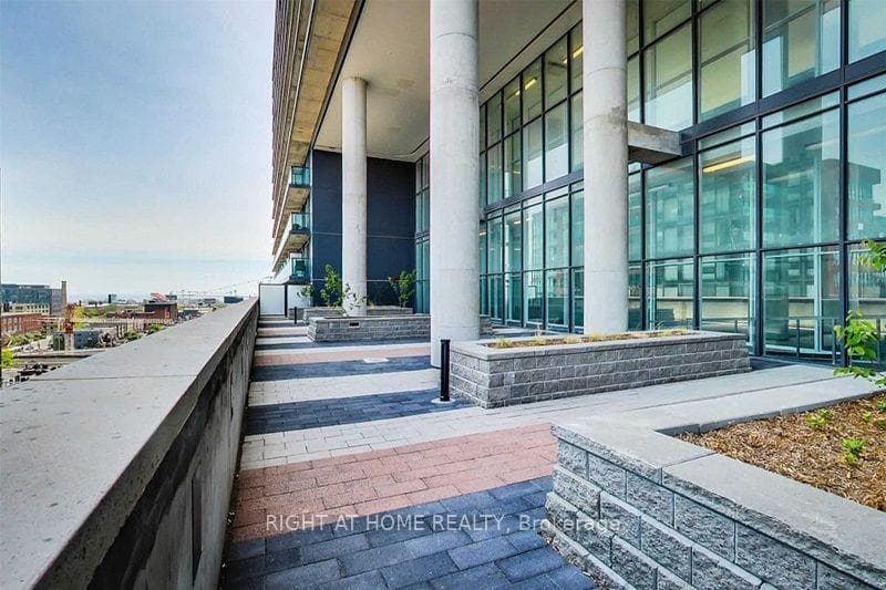 36 Lisgar Street Unit 812W photo 21