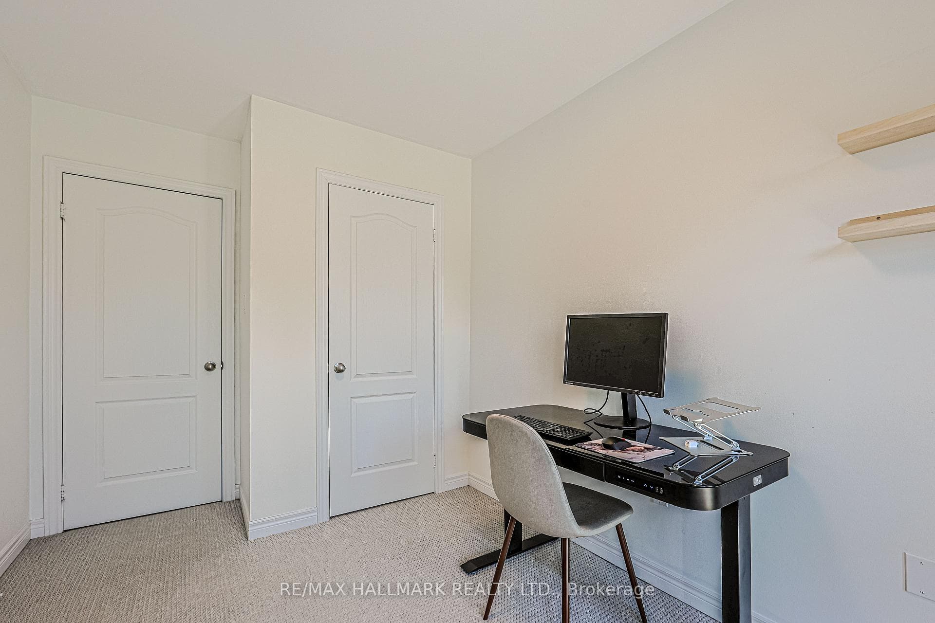 256 Sandale Road photo 19