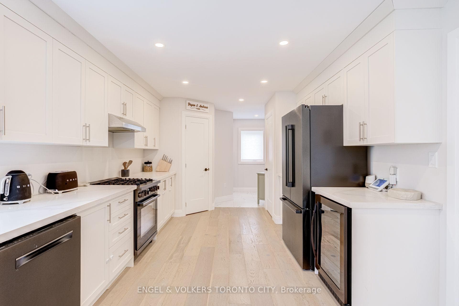 40 Glenview Avenue photo 15