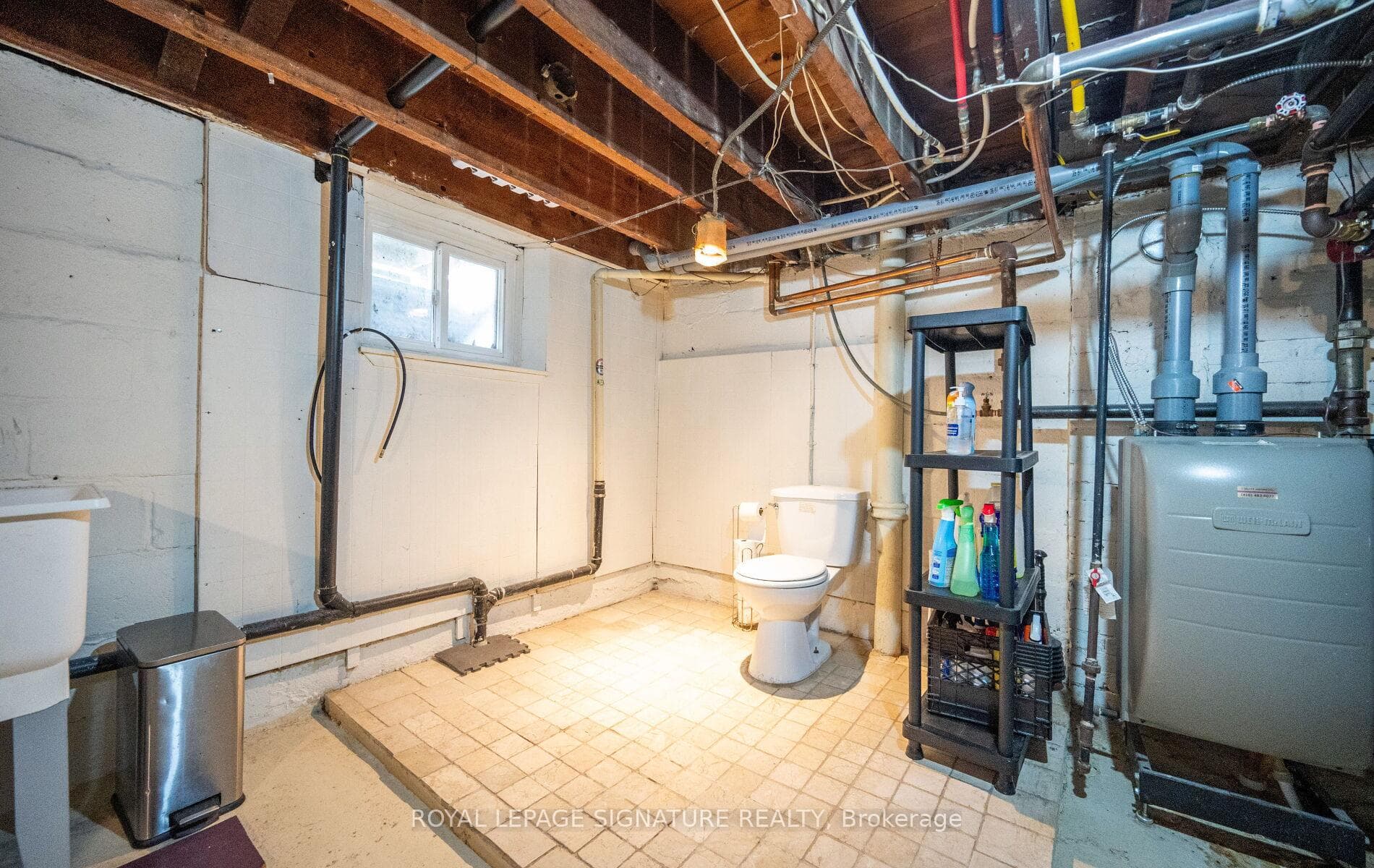 81 Cleveland Street photo 46