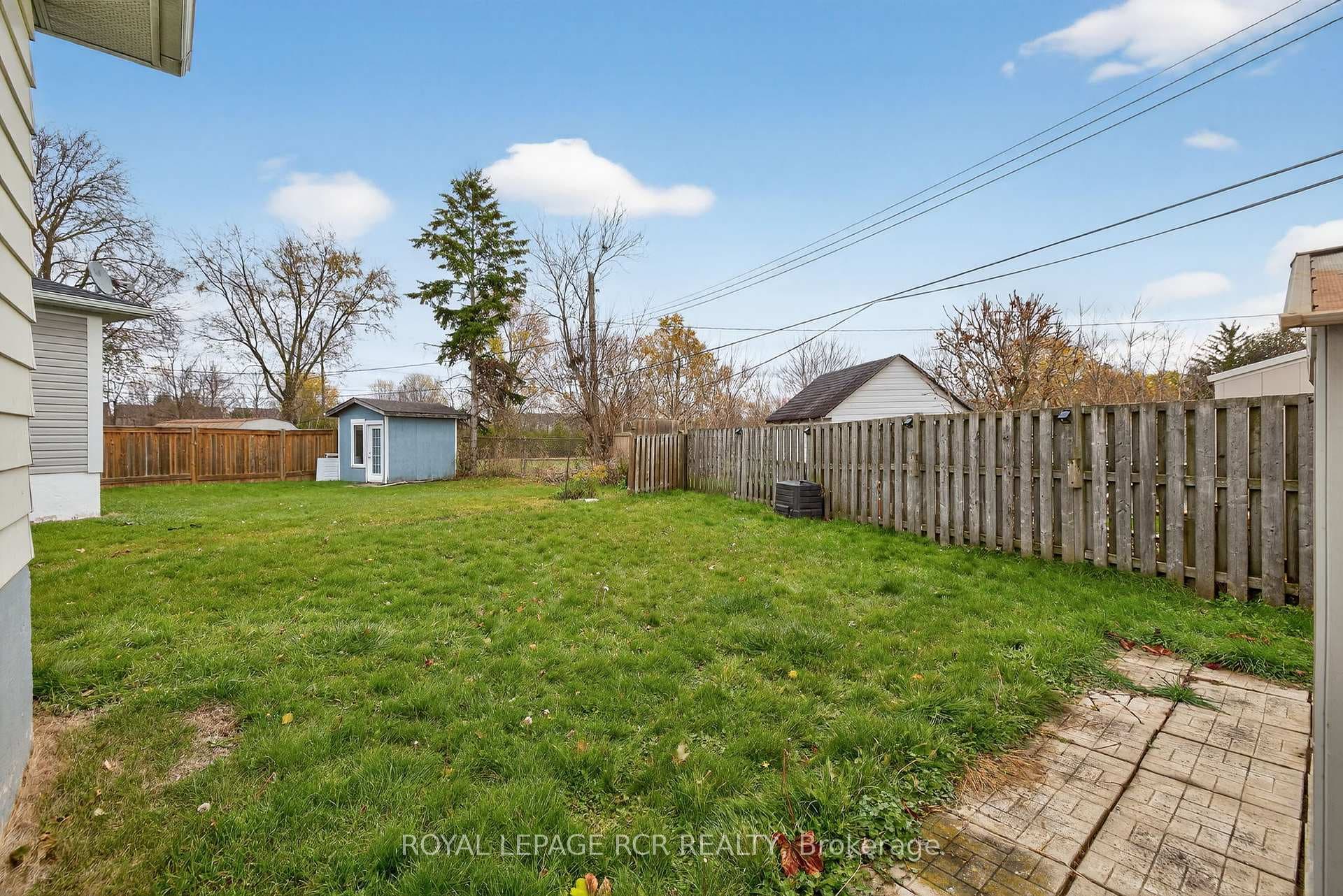19 Alphonsus Court photo 34