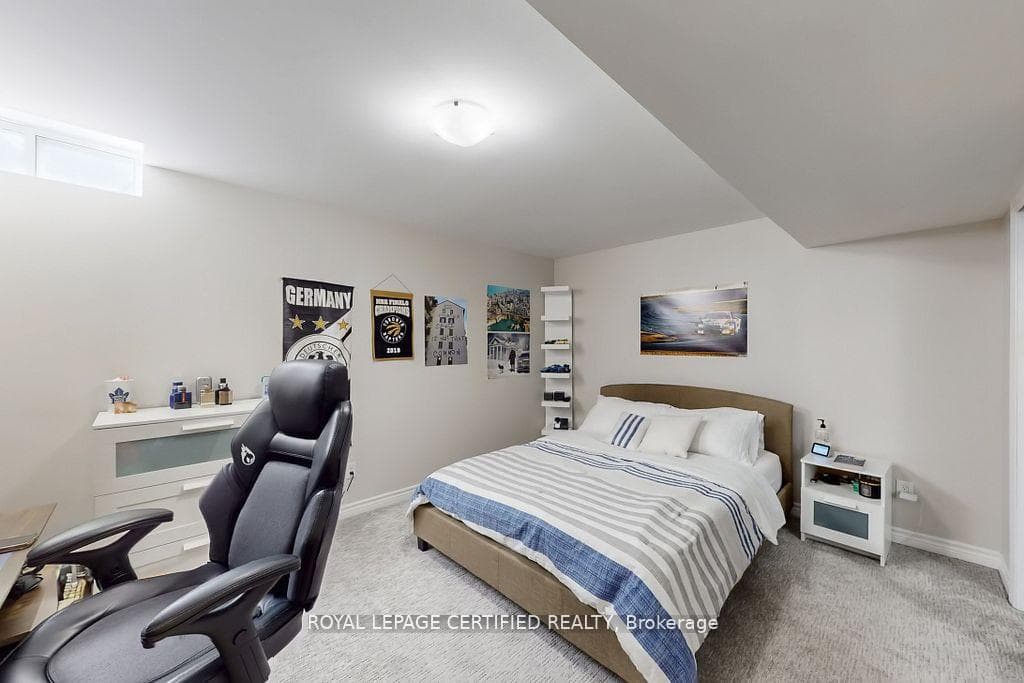 3898 Parkgate Drive photo 40