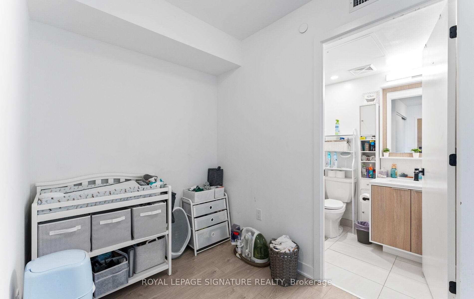 36 Zorra Street Unit 408 photo 8
