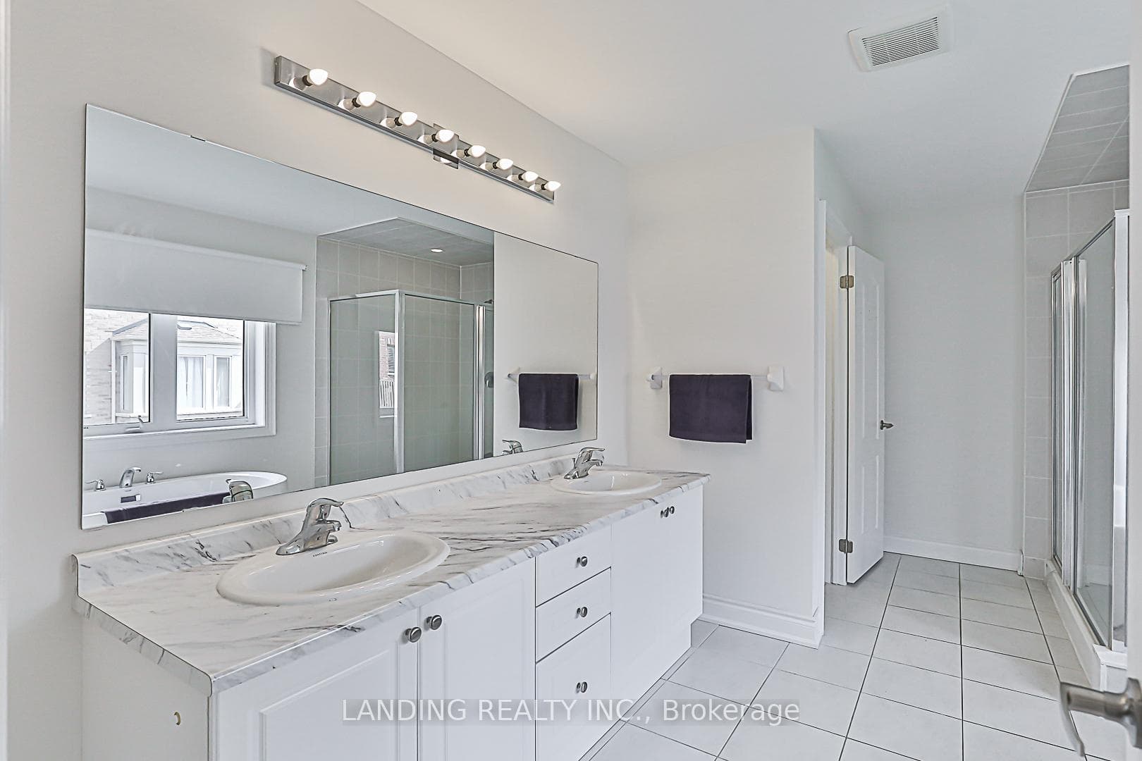 38 Ben Sinclair Avenue photo 23