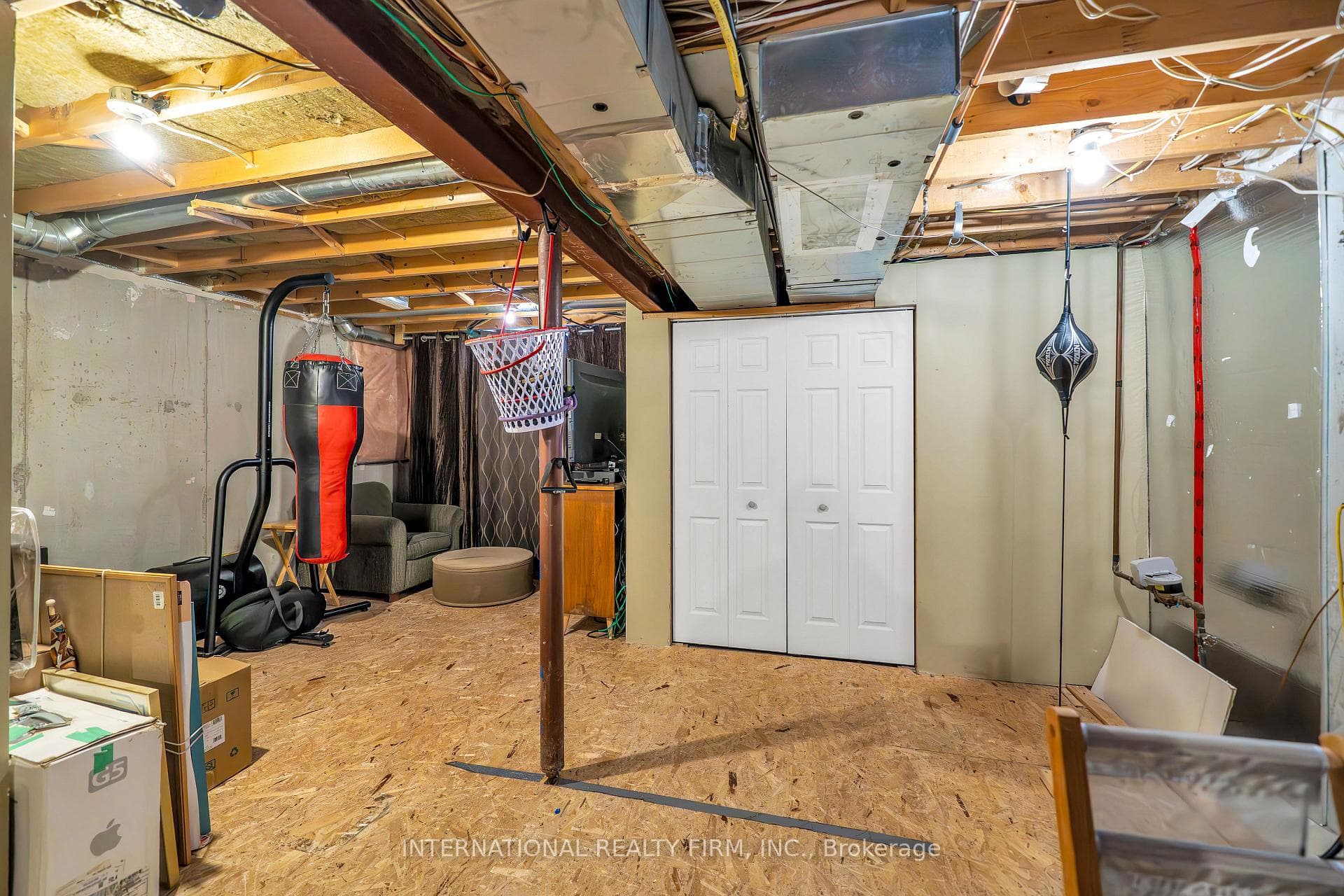 55 Telegraph Drive photo 29