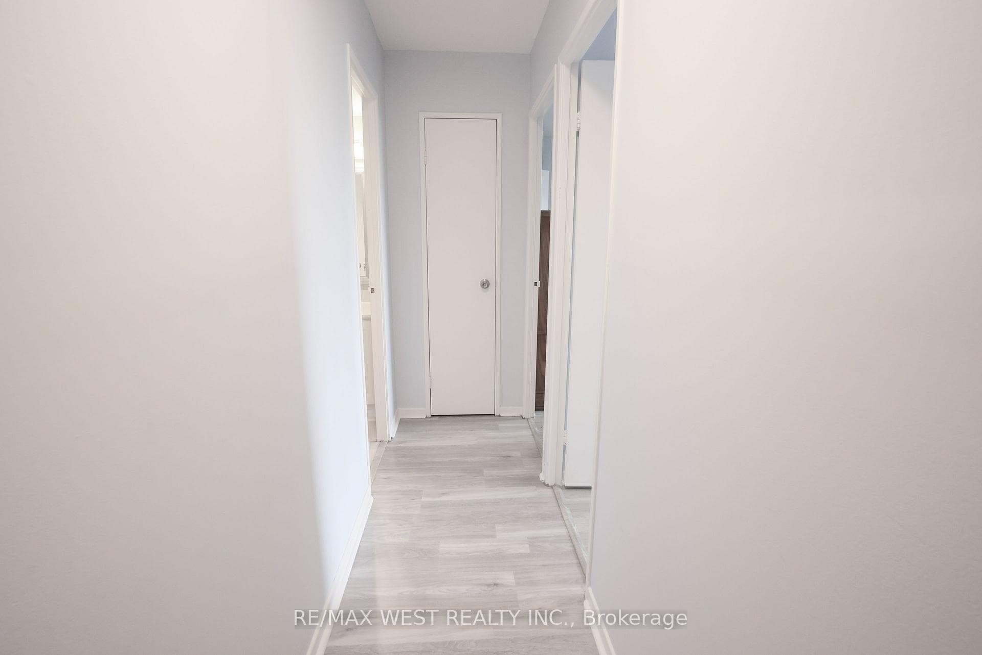 75 Emmett Avenue Unit 212 photo 32