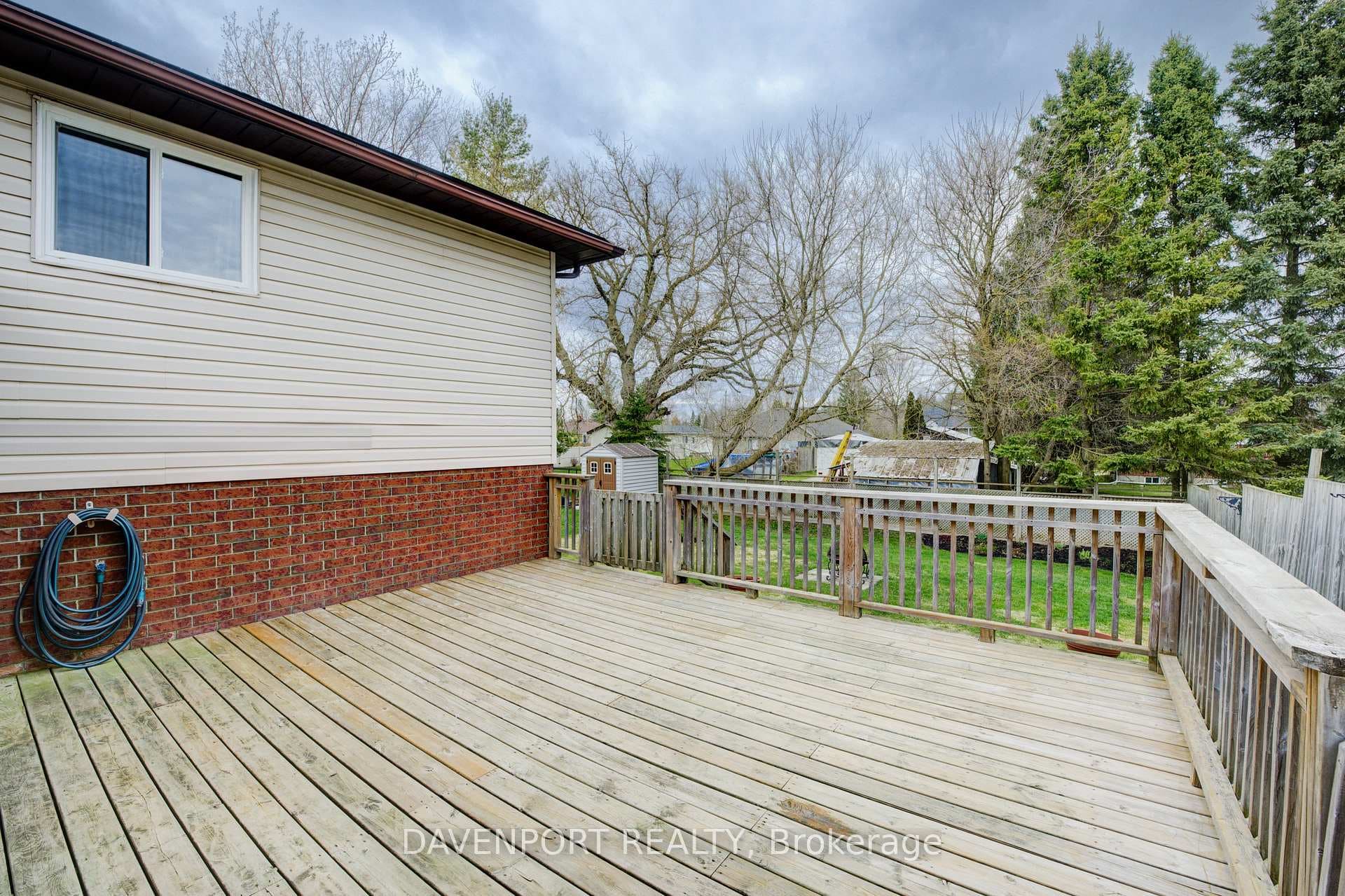 343 Jeremys Crescent photo 6