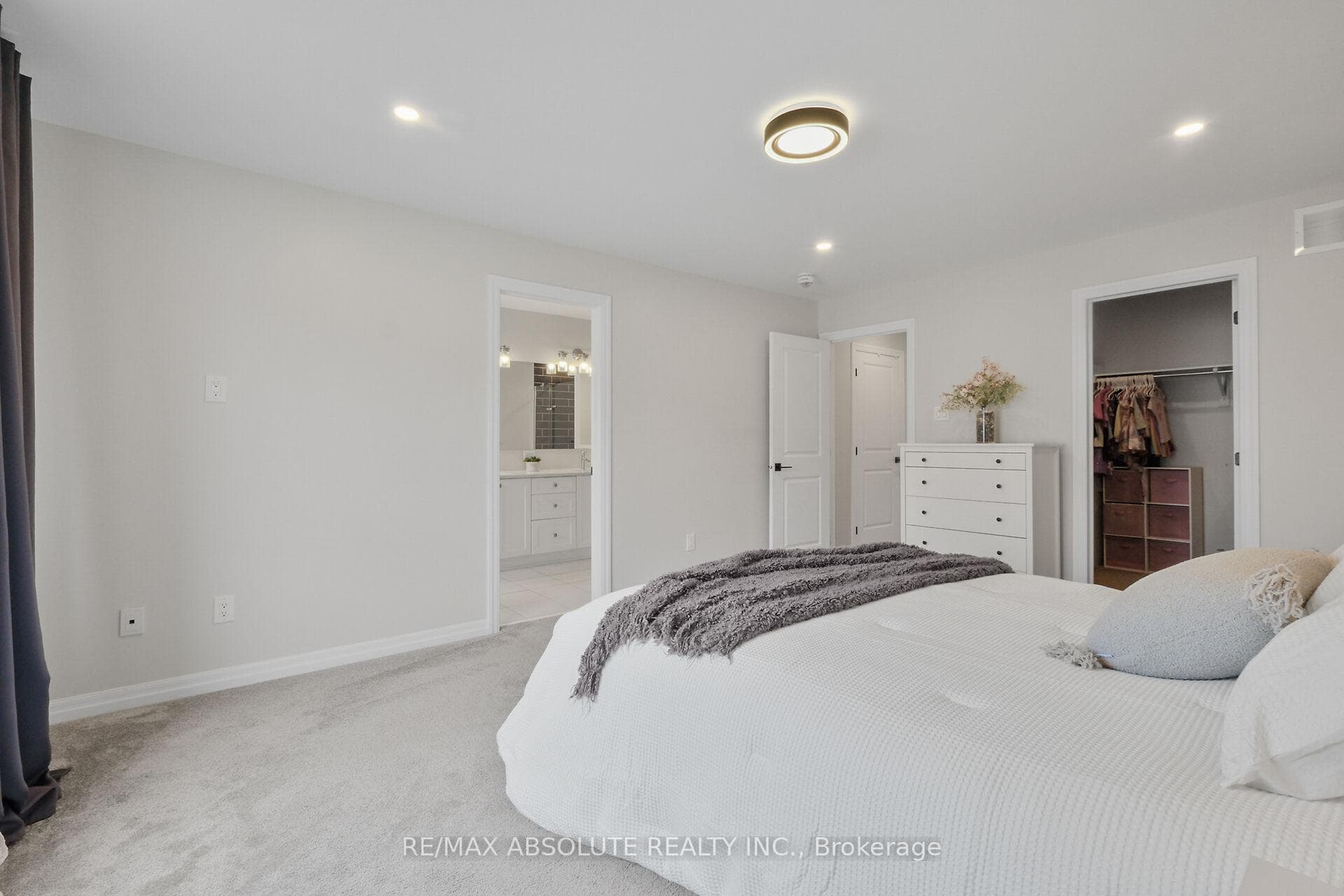 243 Overberg Way photo 36
