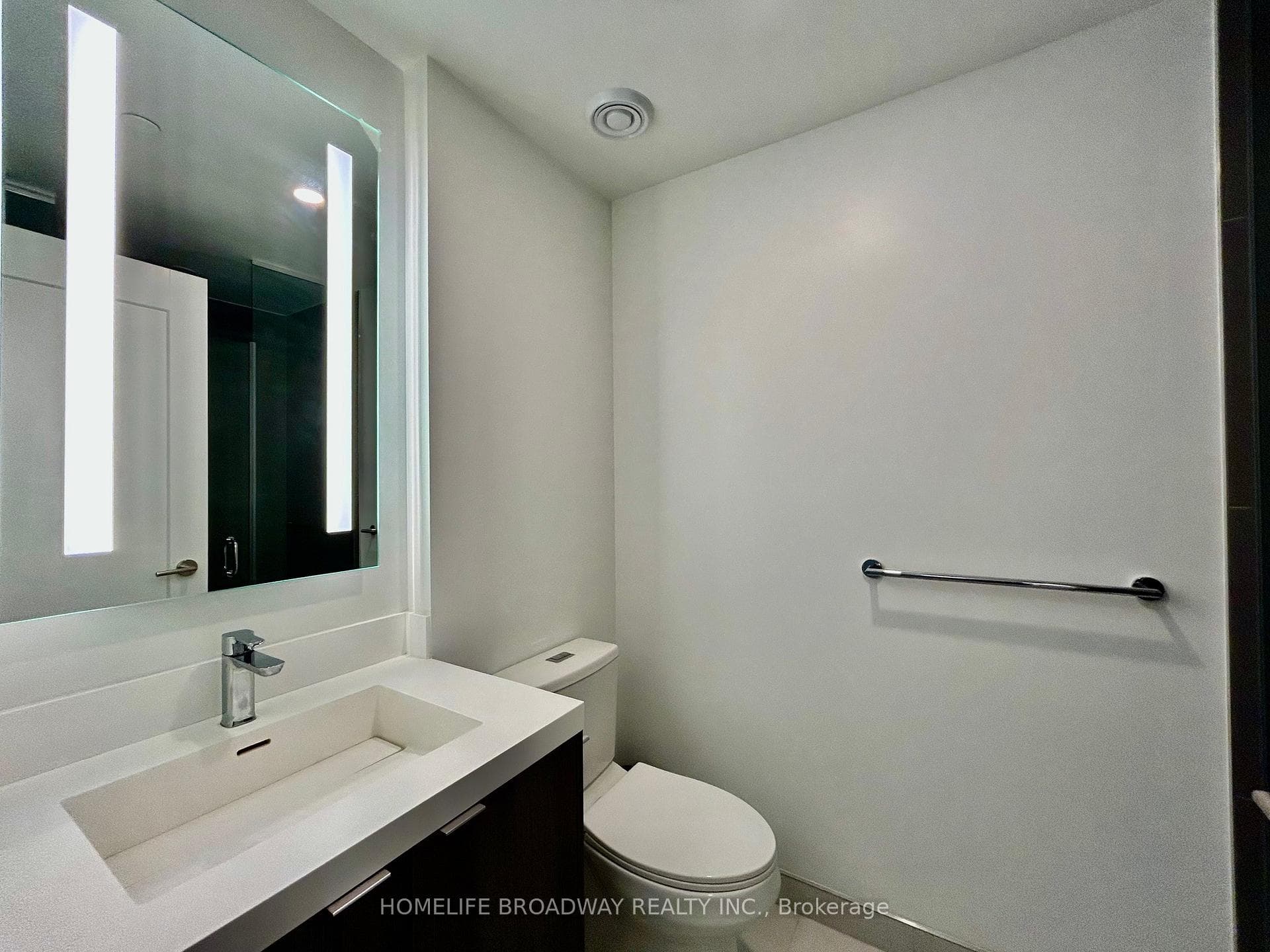 30 Inn On The Park Drive Unit 623 photo 12