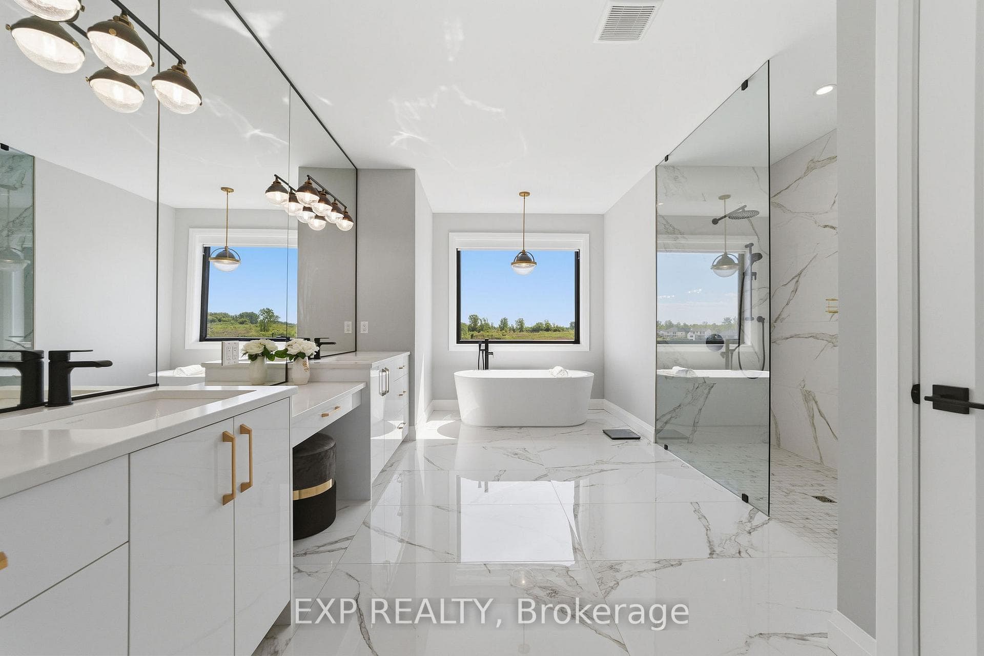 113 Edgewater Boulevard photo 25