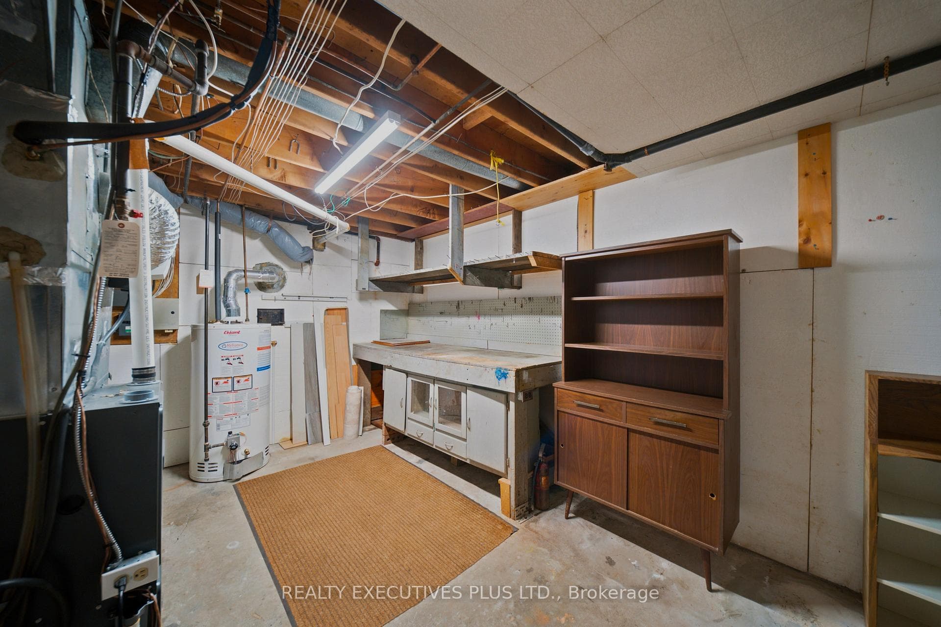 2593 Cleroux Crescent photo 32