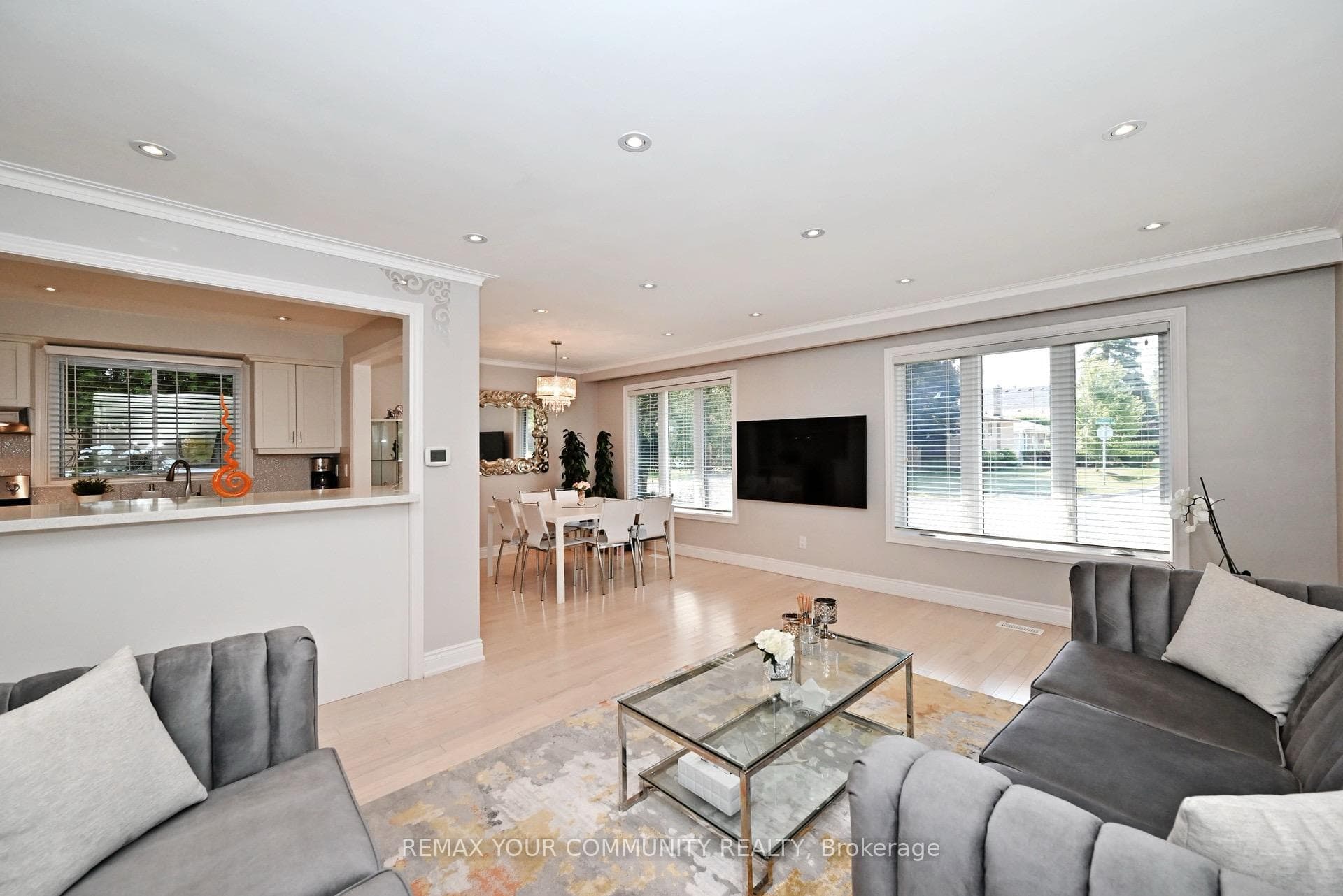 26 Kemano Road photo 5