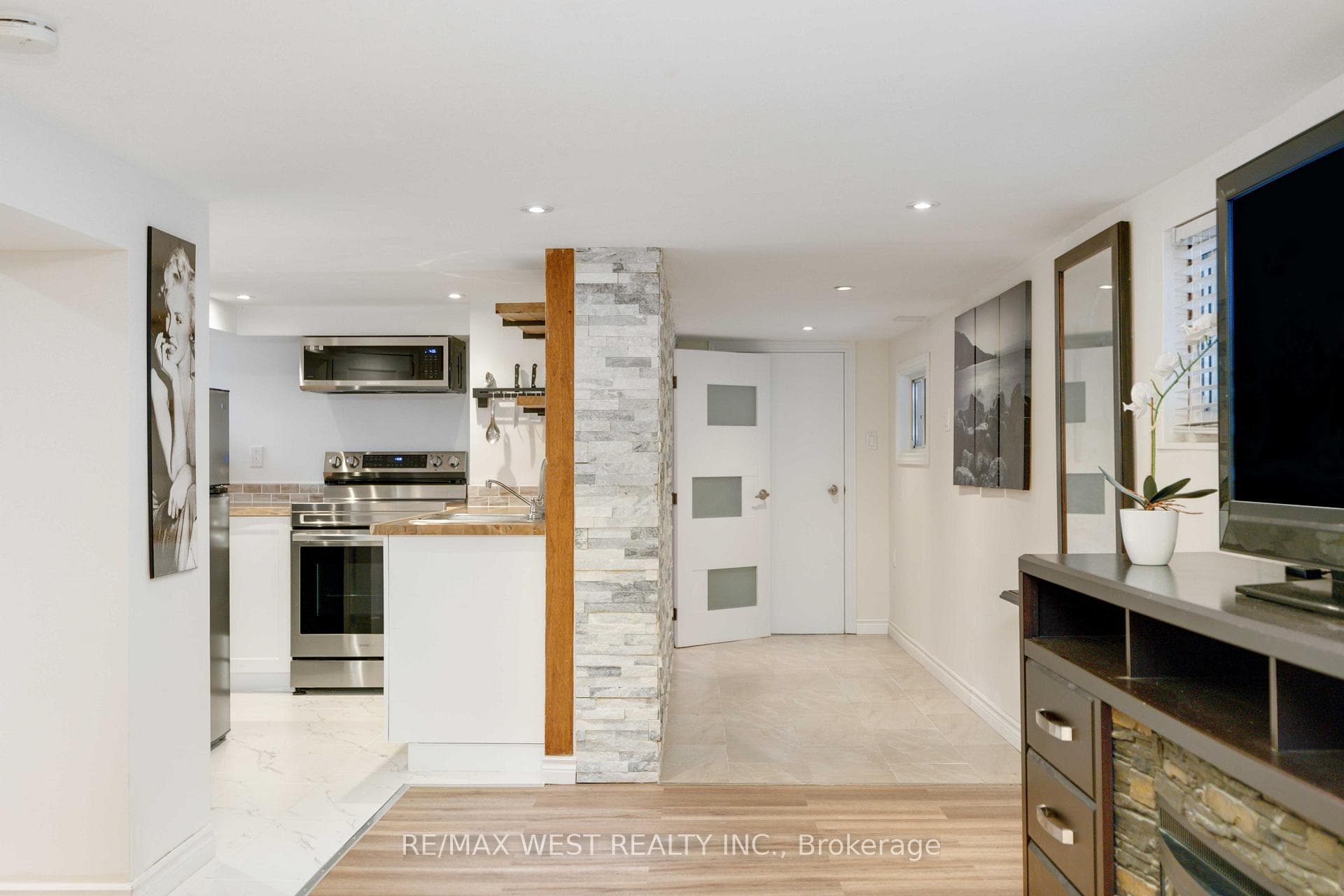 23 Mack Avenue photo 25